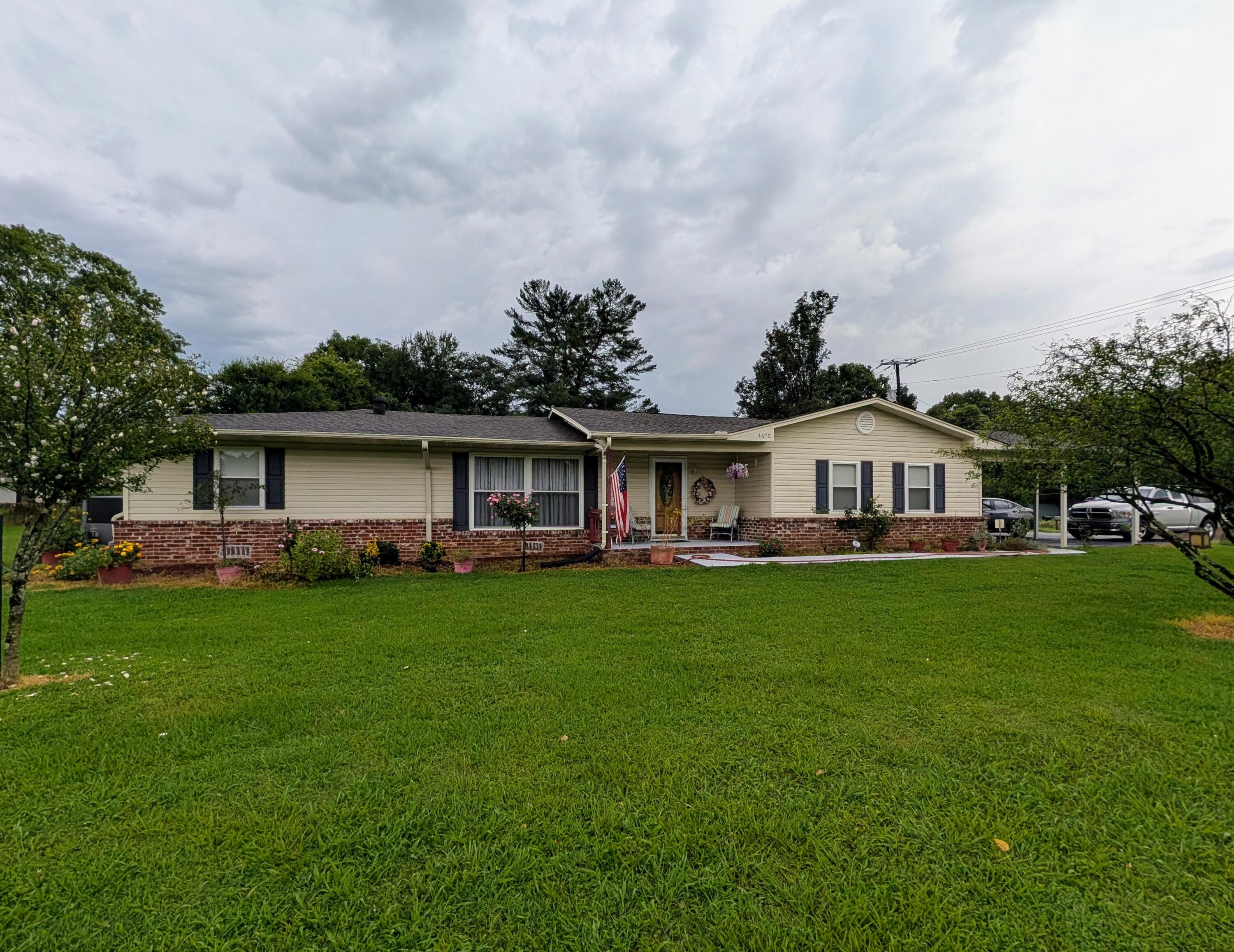 4670 Georgetown Road NW — photo