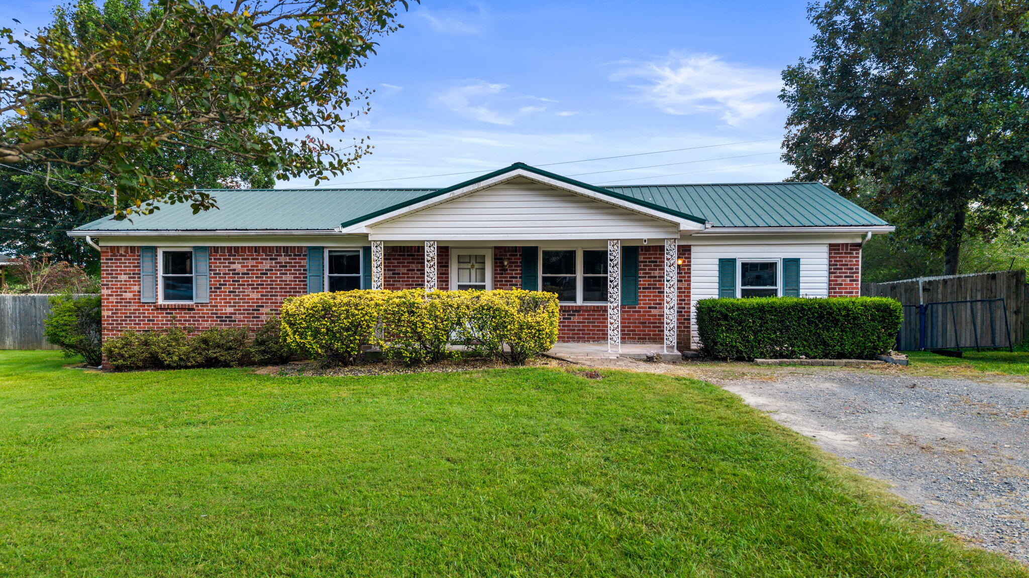 2044 Rolling Brook Drive NE — photo