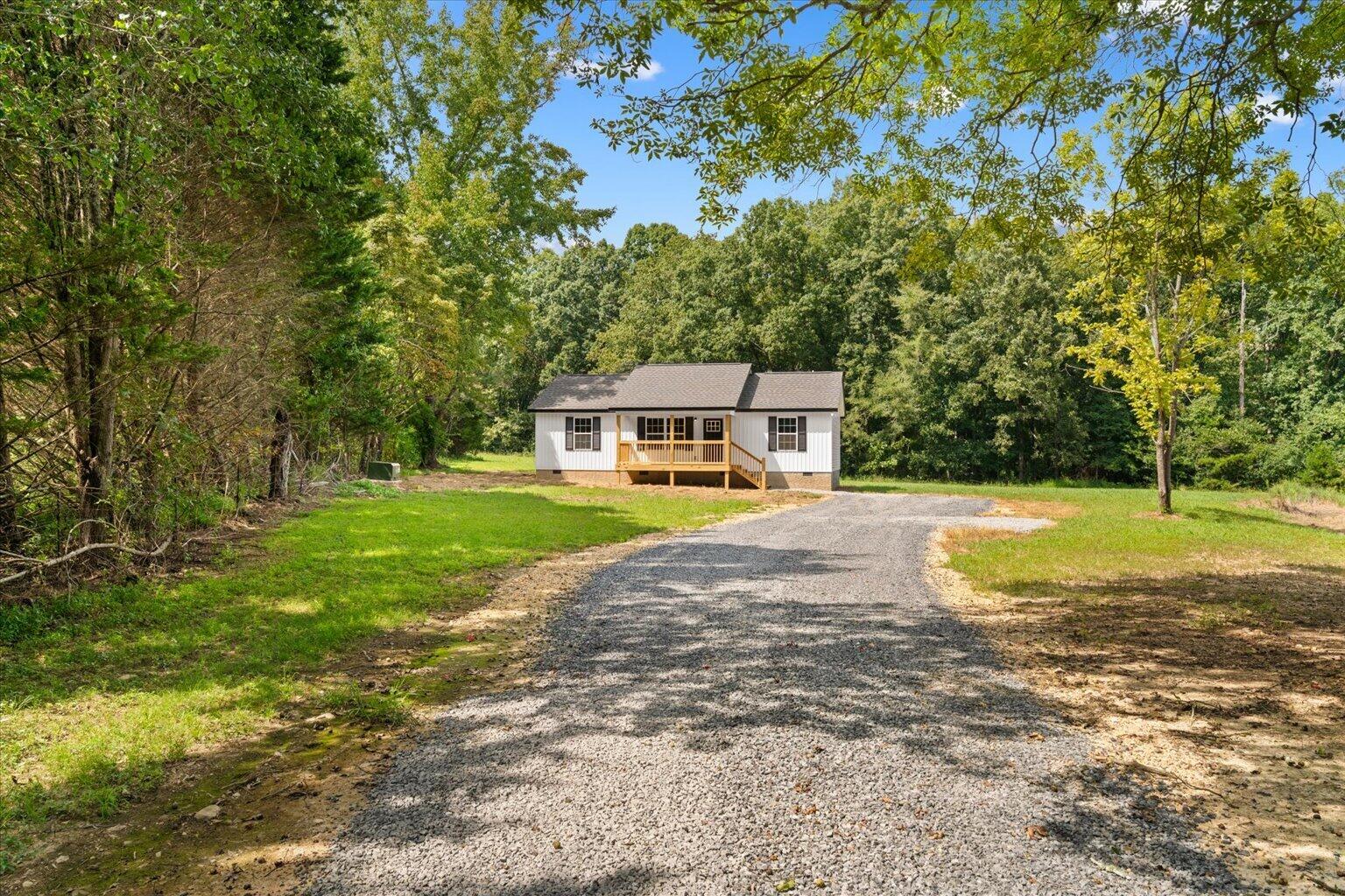 664 Eber Road SE — photo
