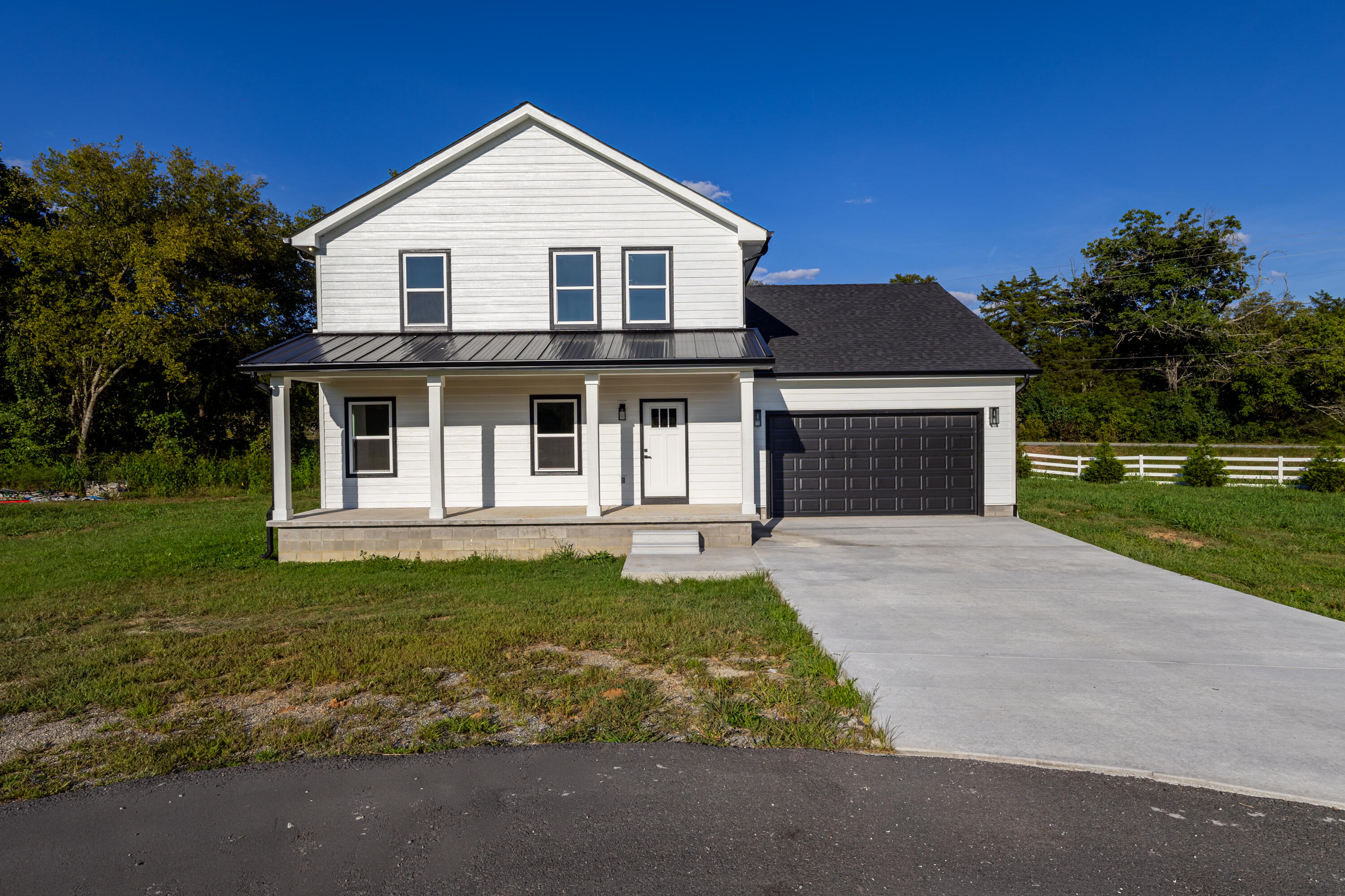 88 Tailwinds Court — photo