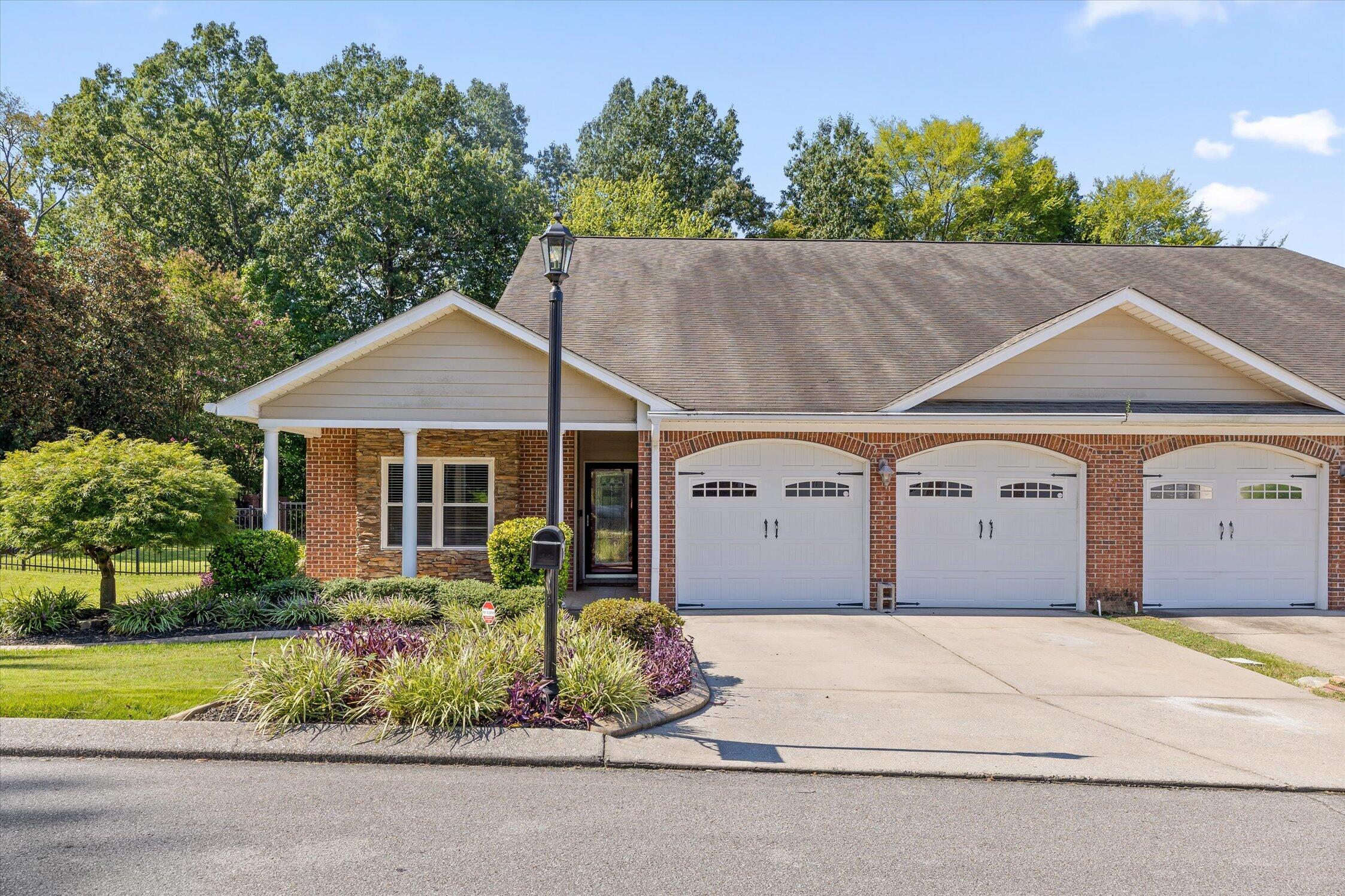 6207 Laramie Circle — photo