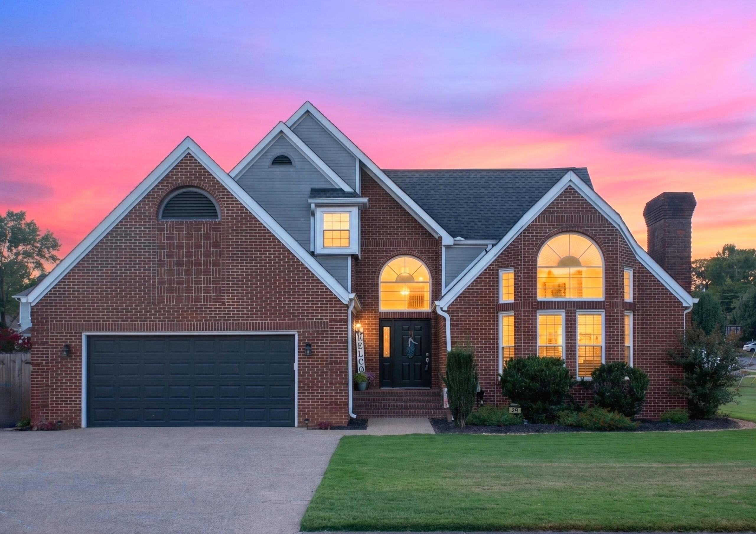 215 Hunters Run Circle NW — photo