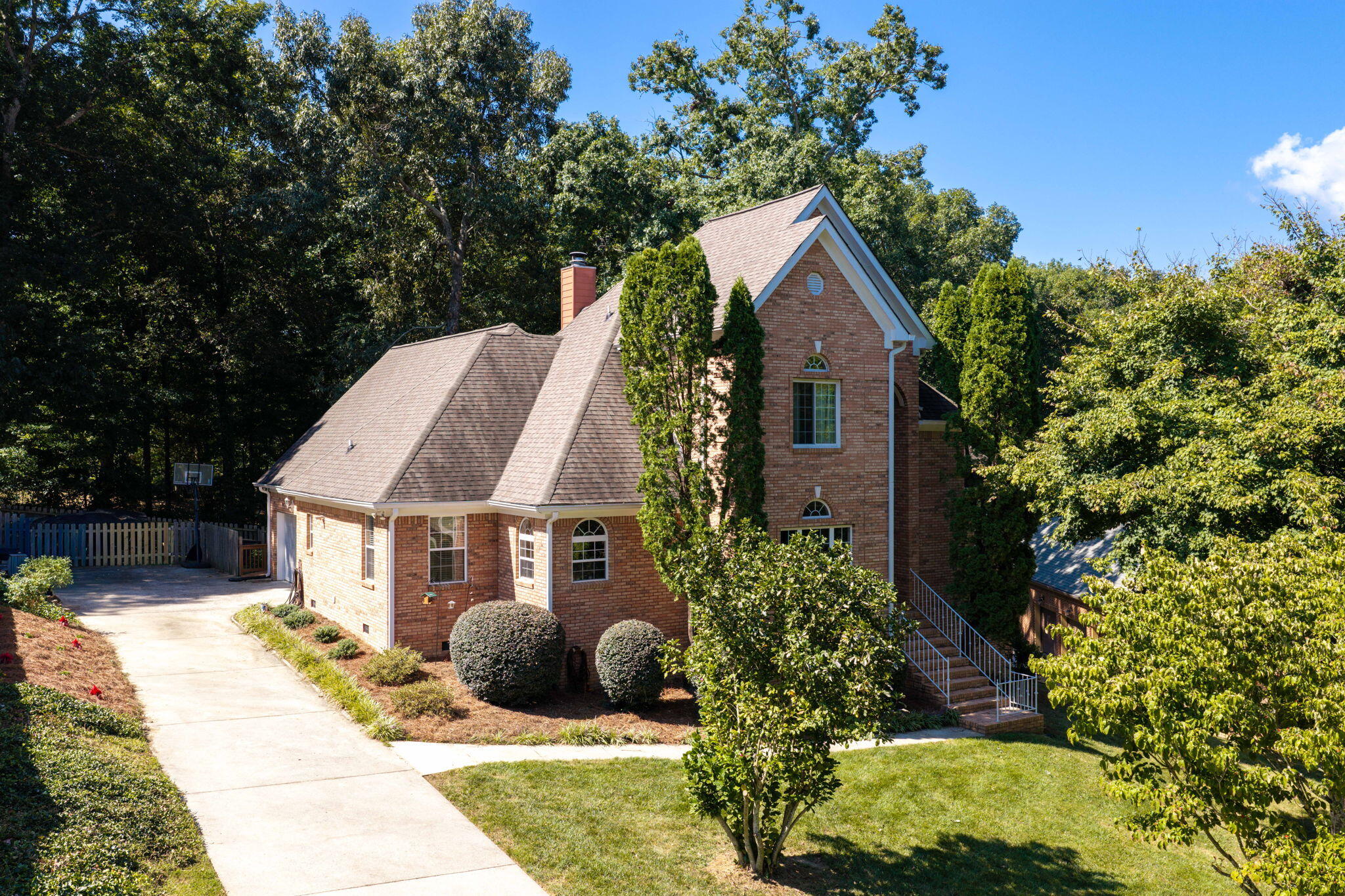 1057 Harbor Crest Drive — photo