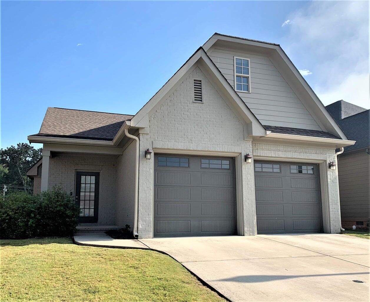 8125 Double Eagle Court — photo