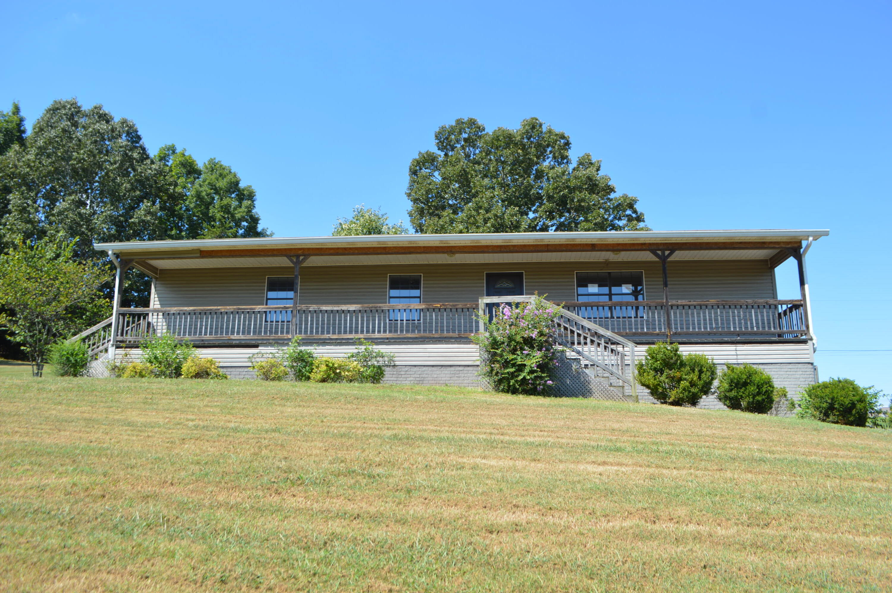 1428 Morrison Lane NE — photo