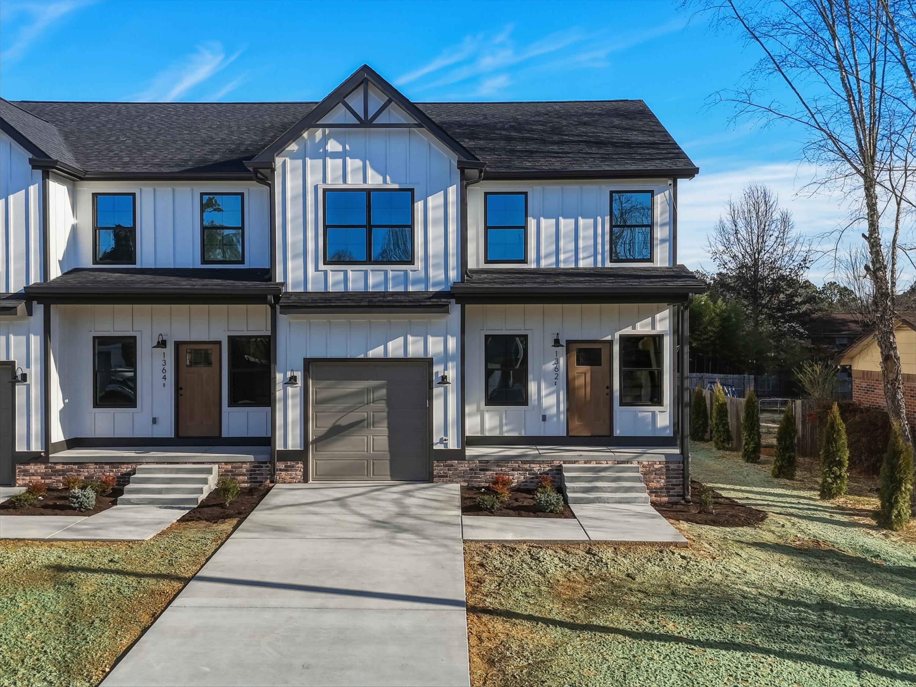 1362 Catherine Circle NW — photo
