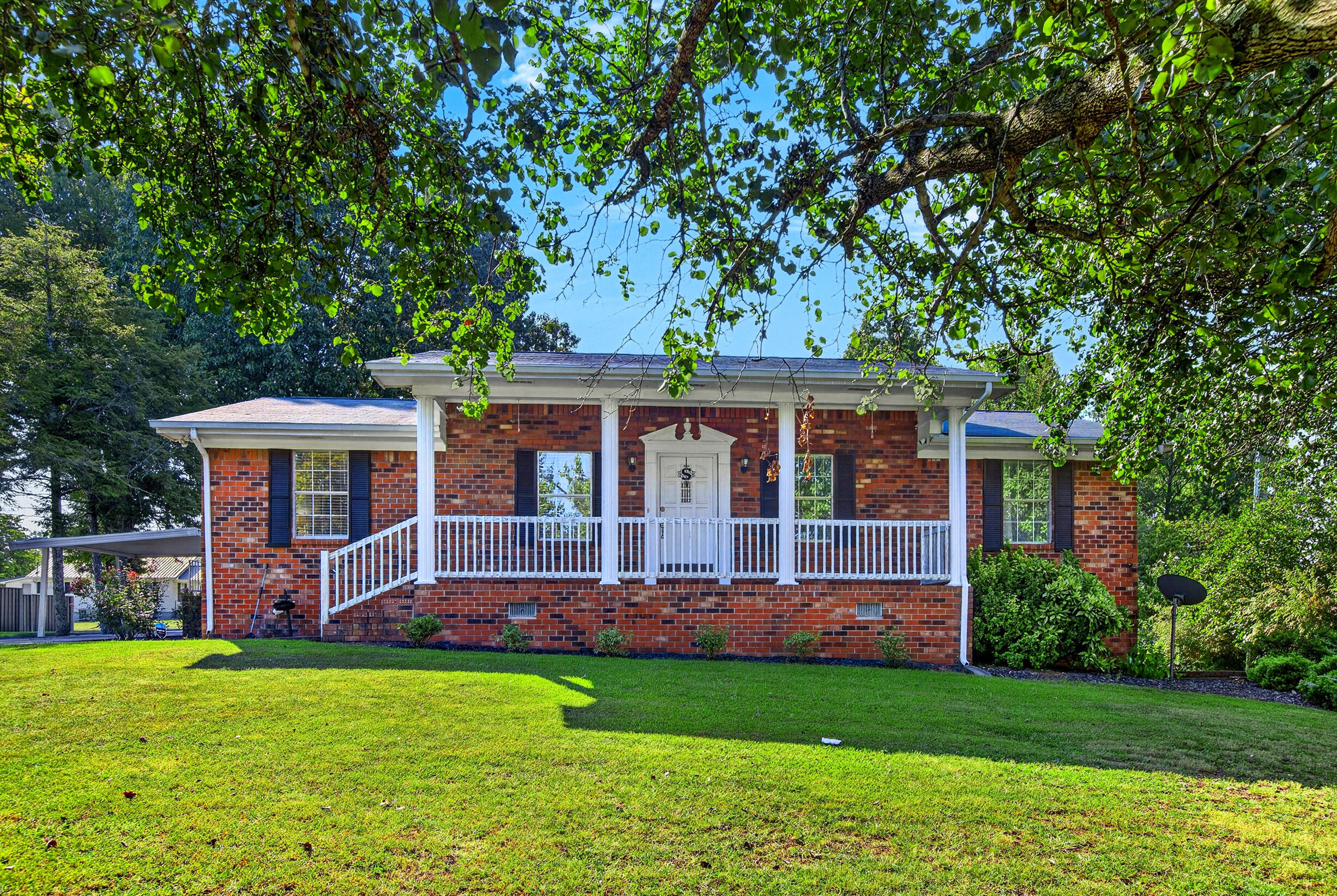 2347 Blackburn Road SE — photo