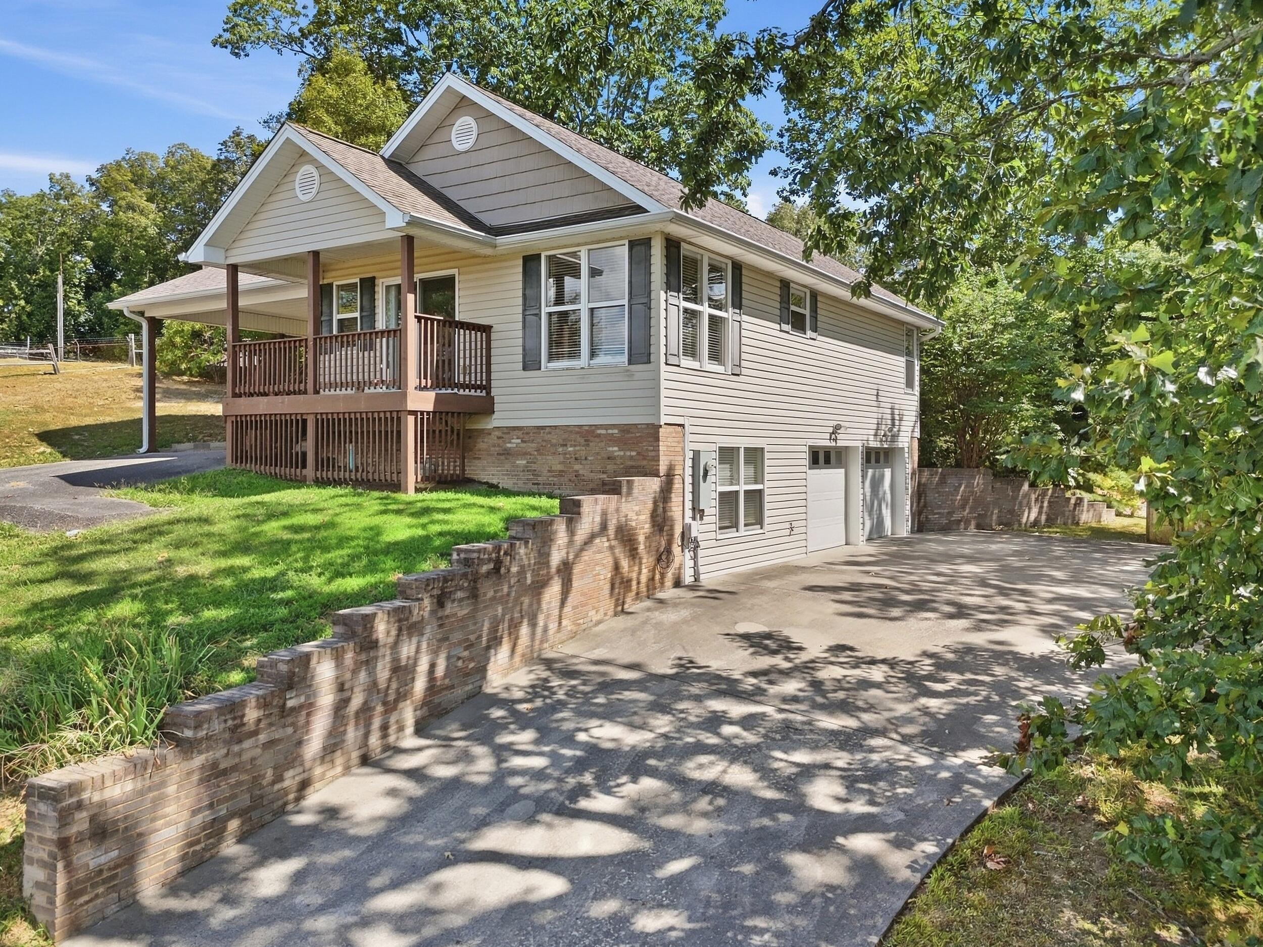 1092 Cottage Stone Lane NE — photo
