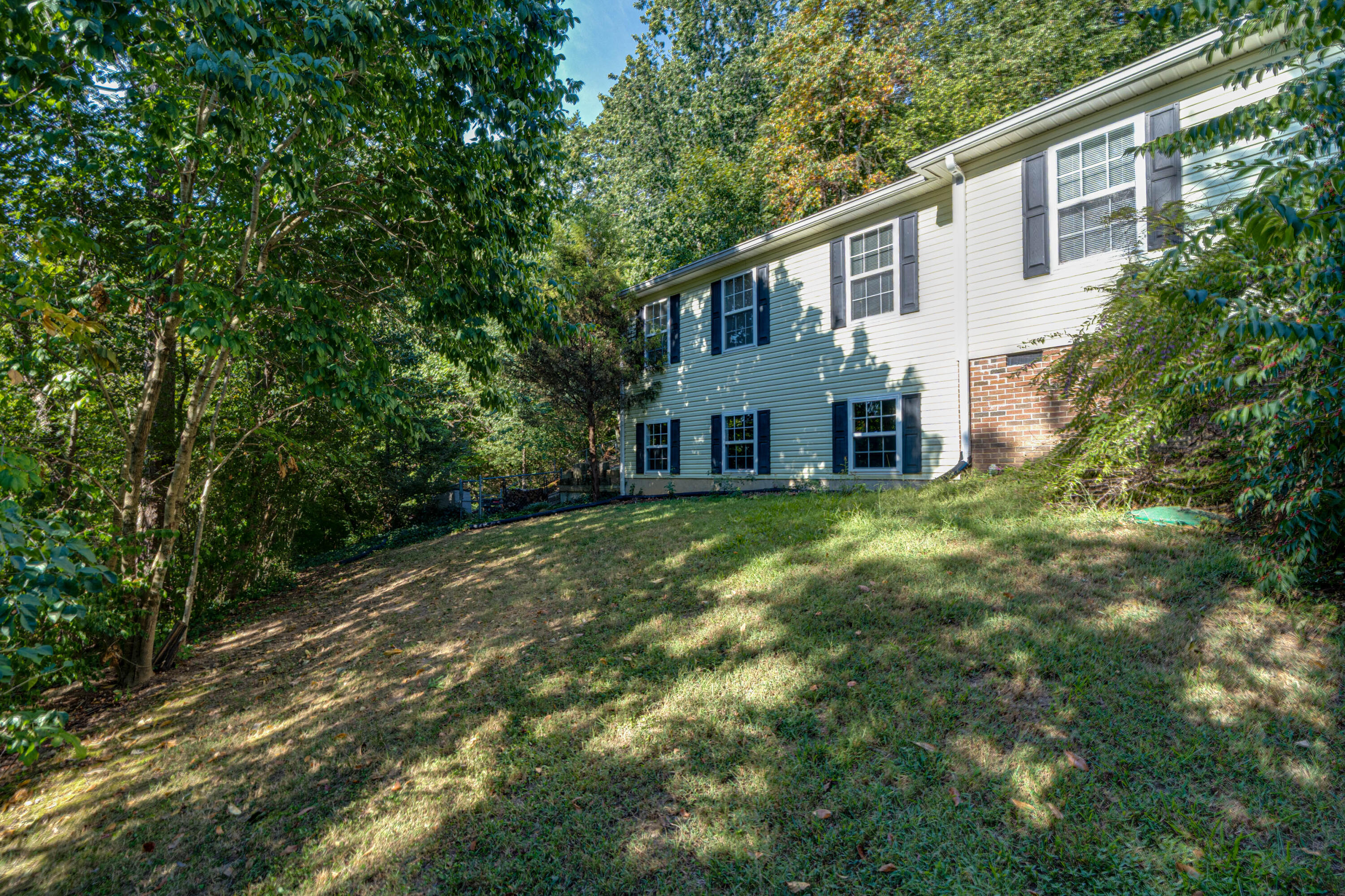 4719 Rolling Green Drive — photo