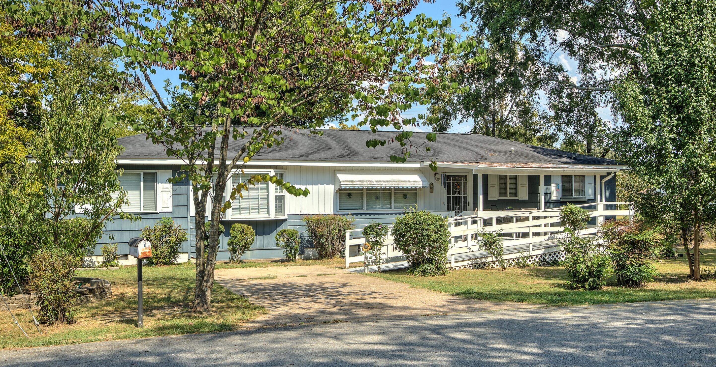 1102 Cranbrook Drive — photo