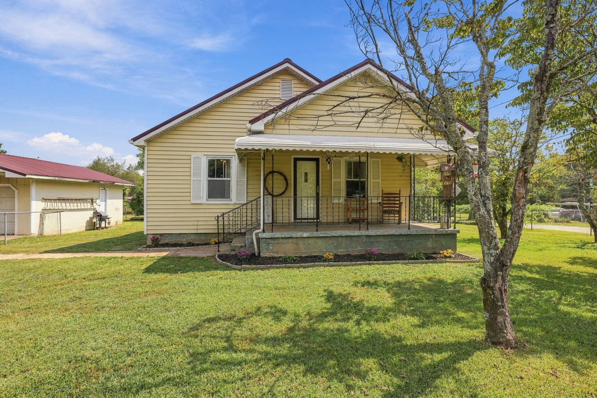 10110 Walden Street — photo