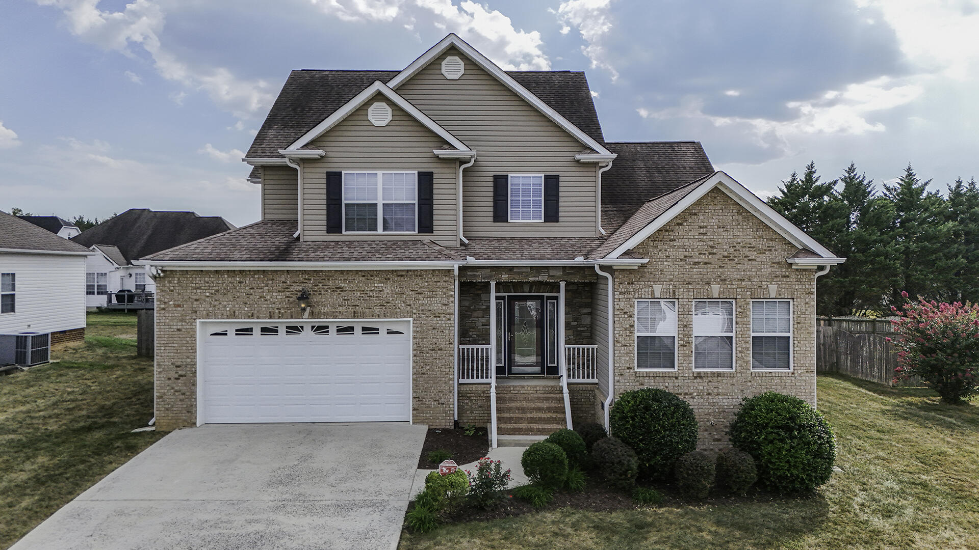 8704 Sunridge Drive — photo