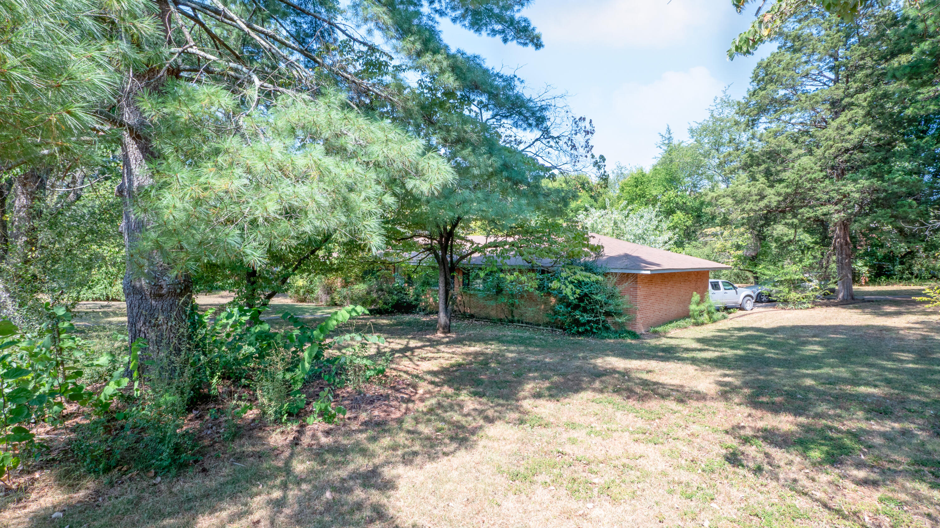 6939 Jesse Conner Road — photo