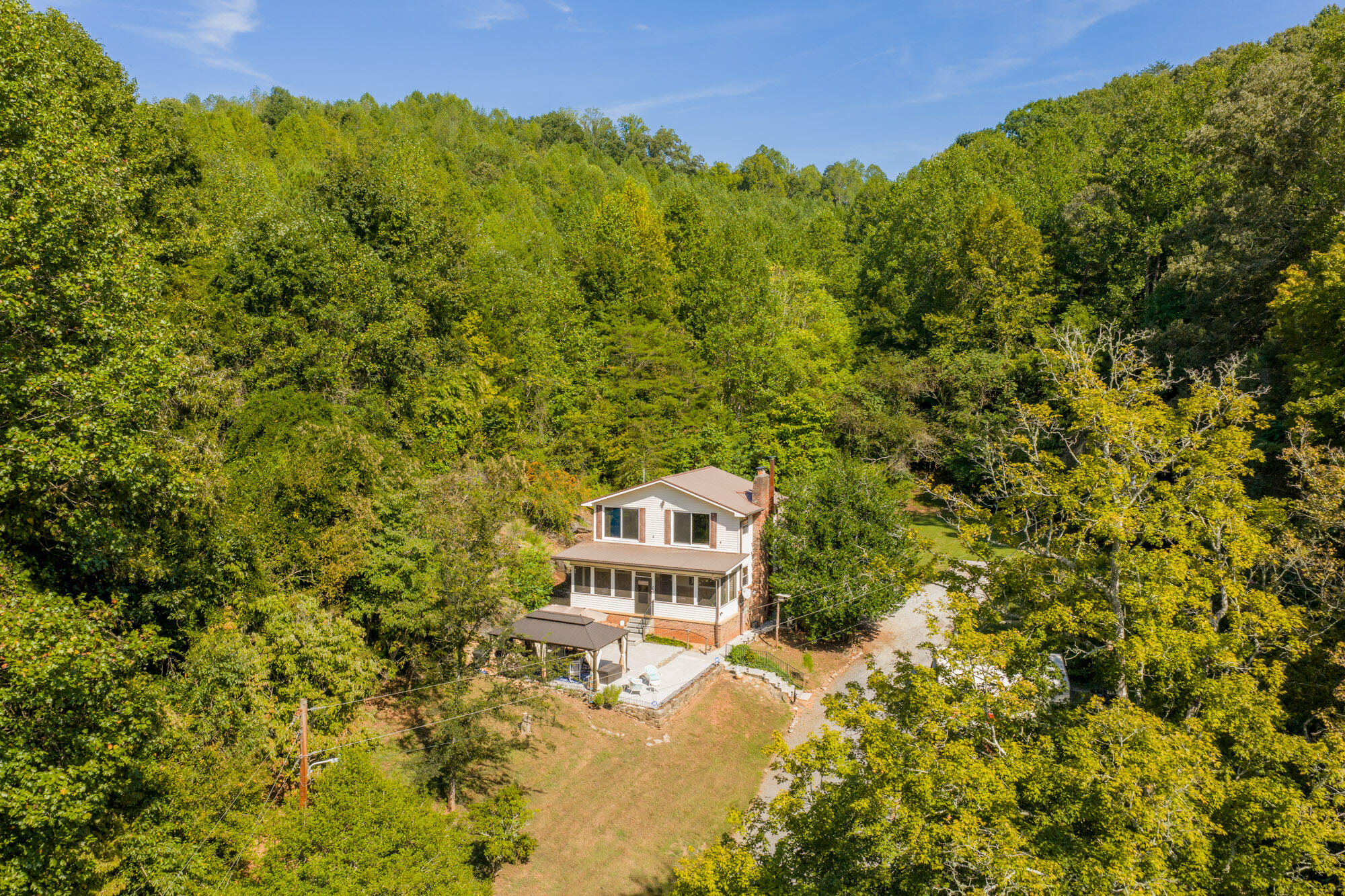 710 Scenic River Road — photo