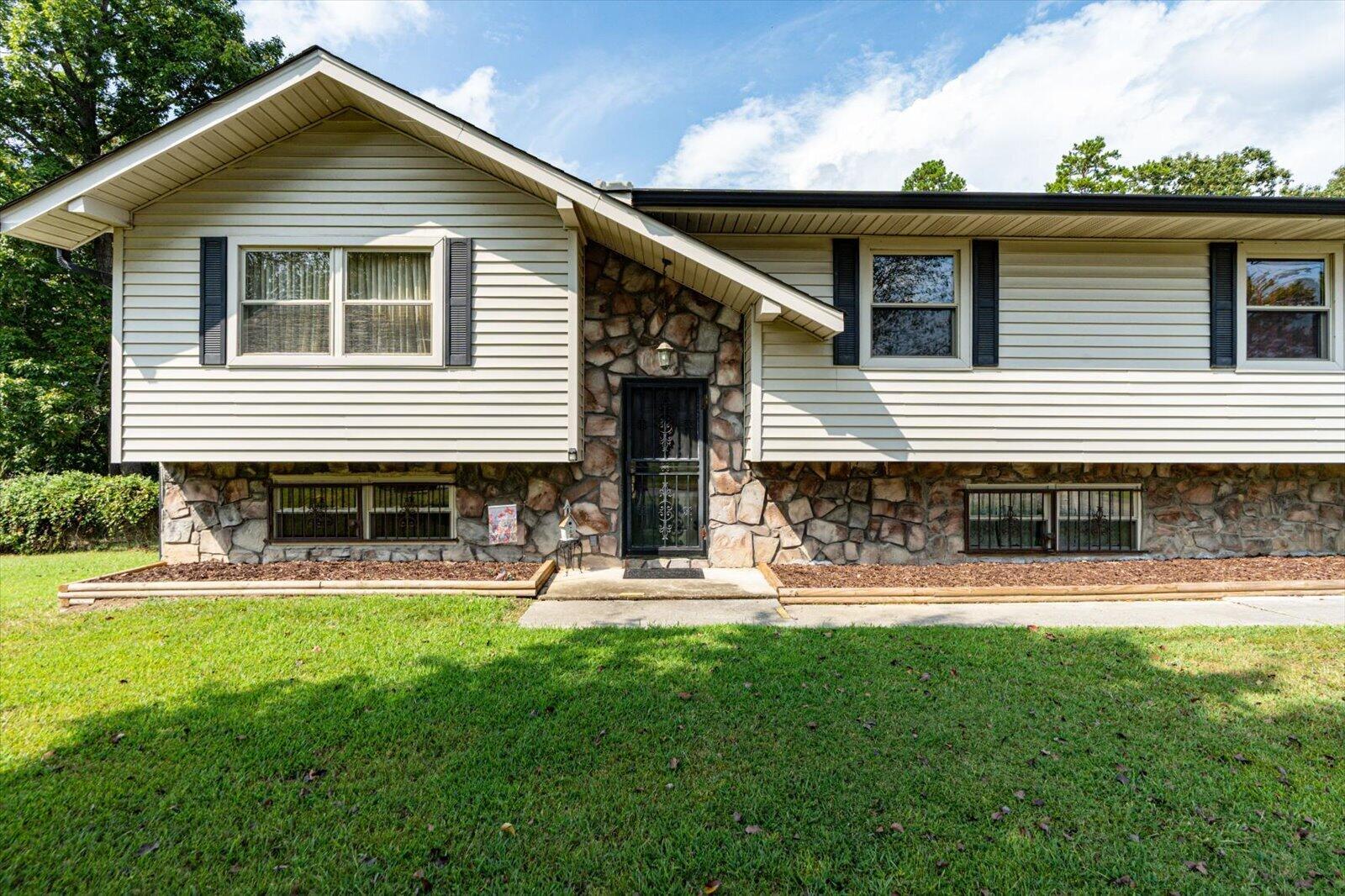 276 E Sharon Circle — photo