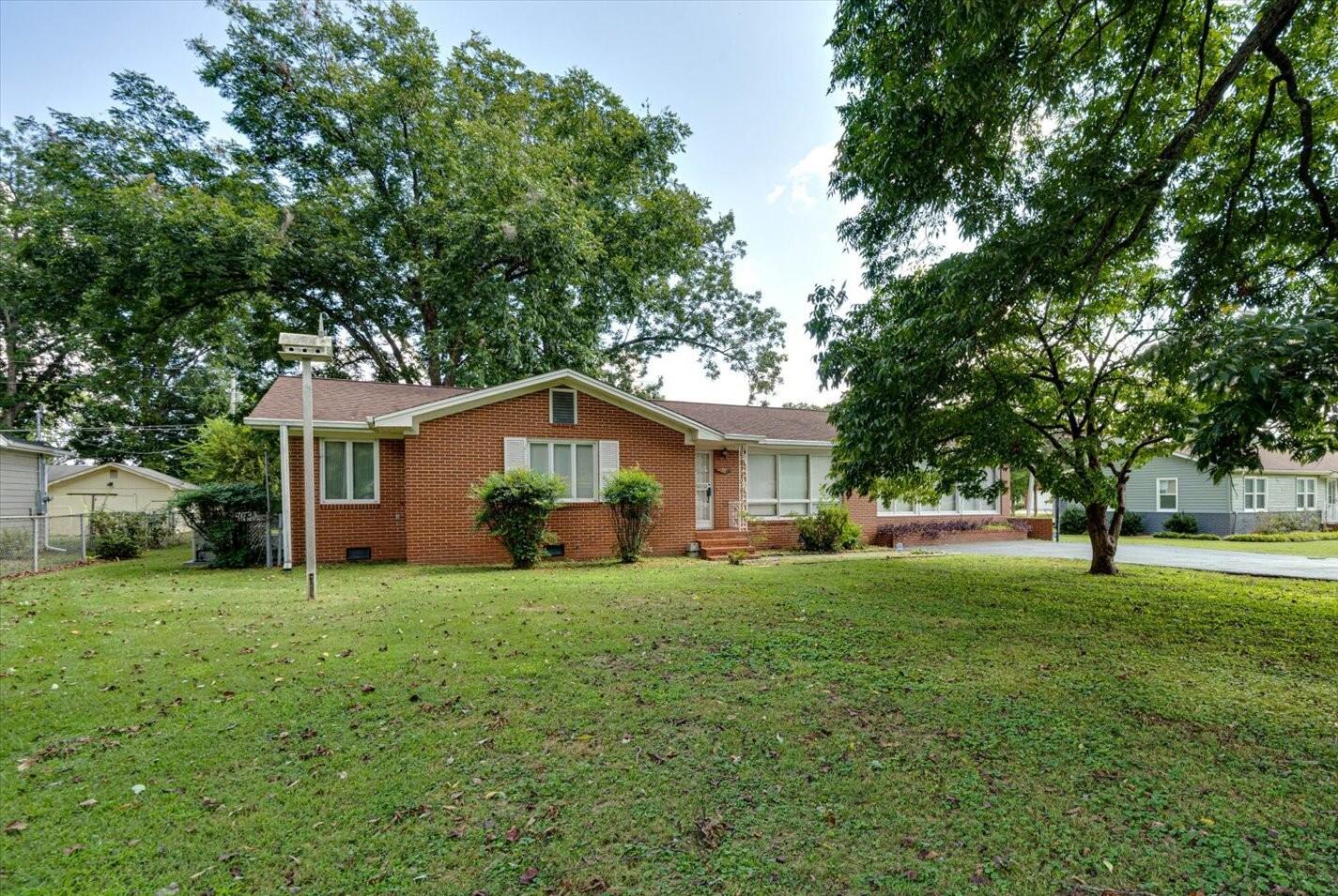 904 Highland Avenue — photo