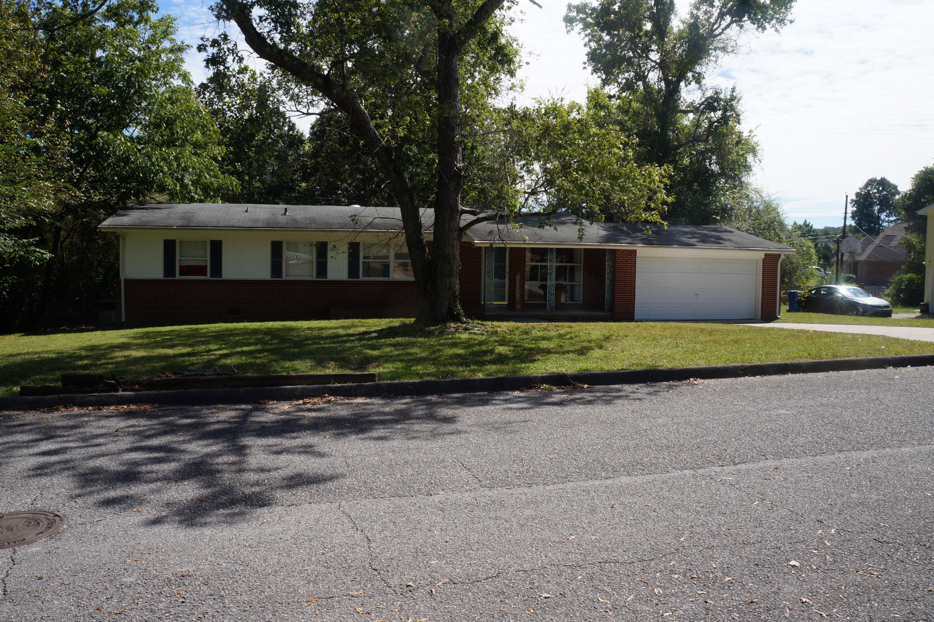 1622 Fernwood Circle — photo