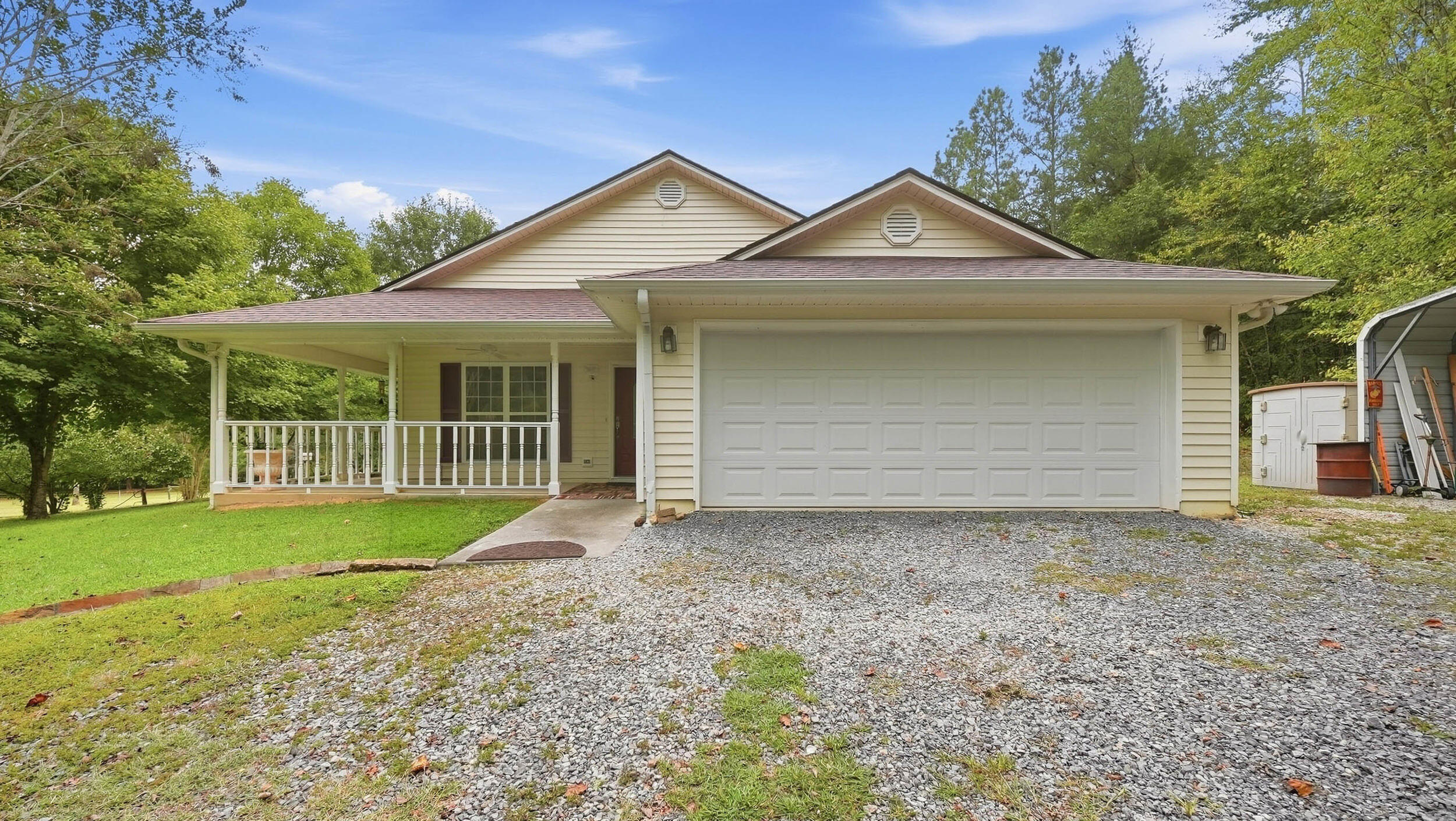 788 Sand Mountain Road — photo