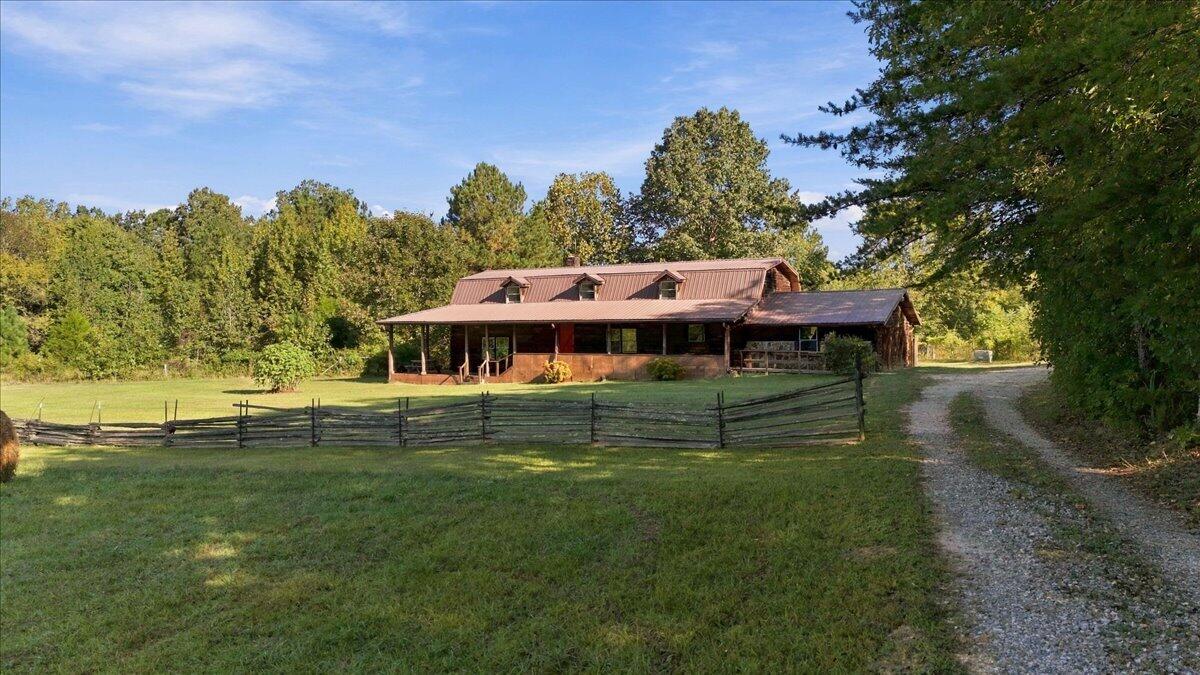2432 Beavers Road — photo