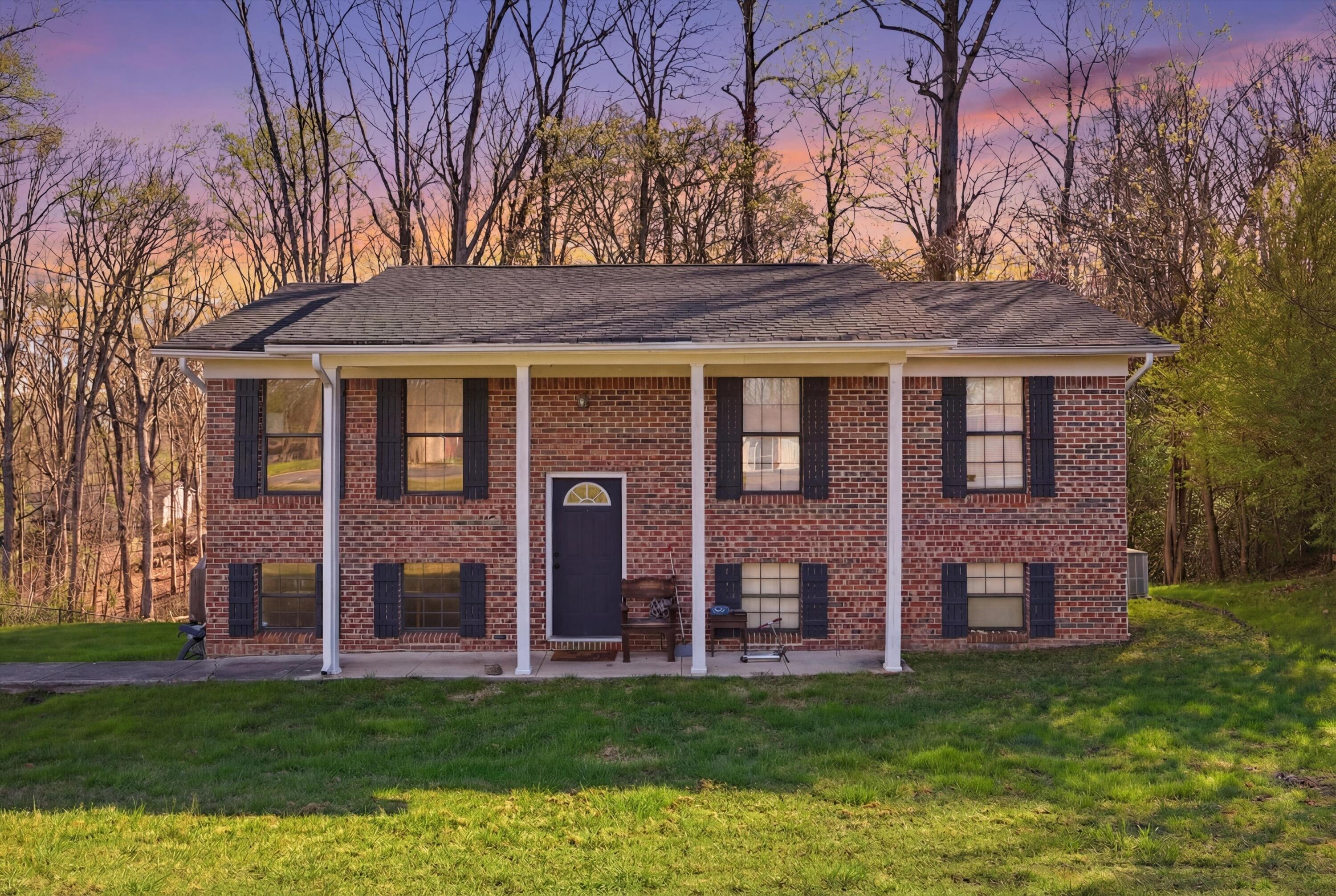 820 Indian Hills Drive — photo