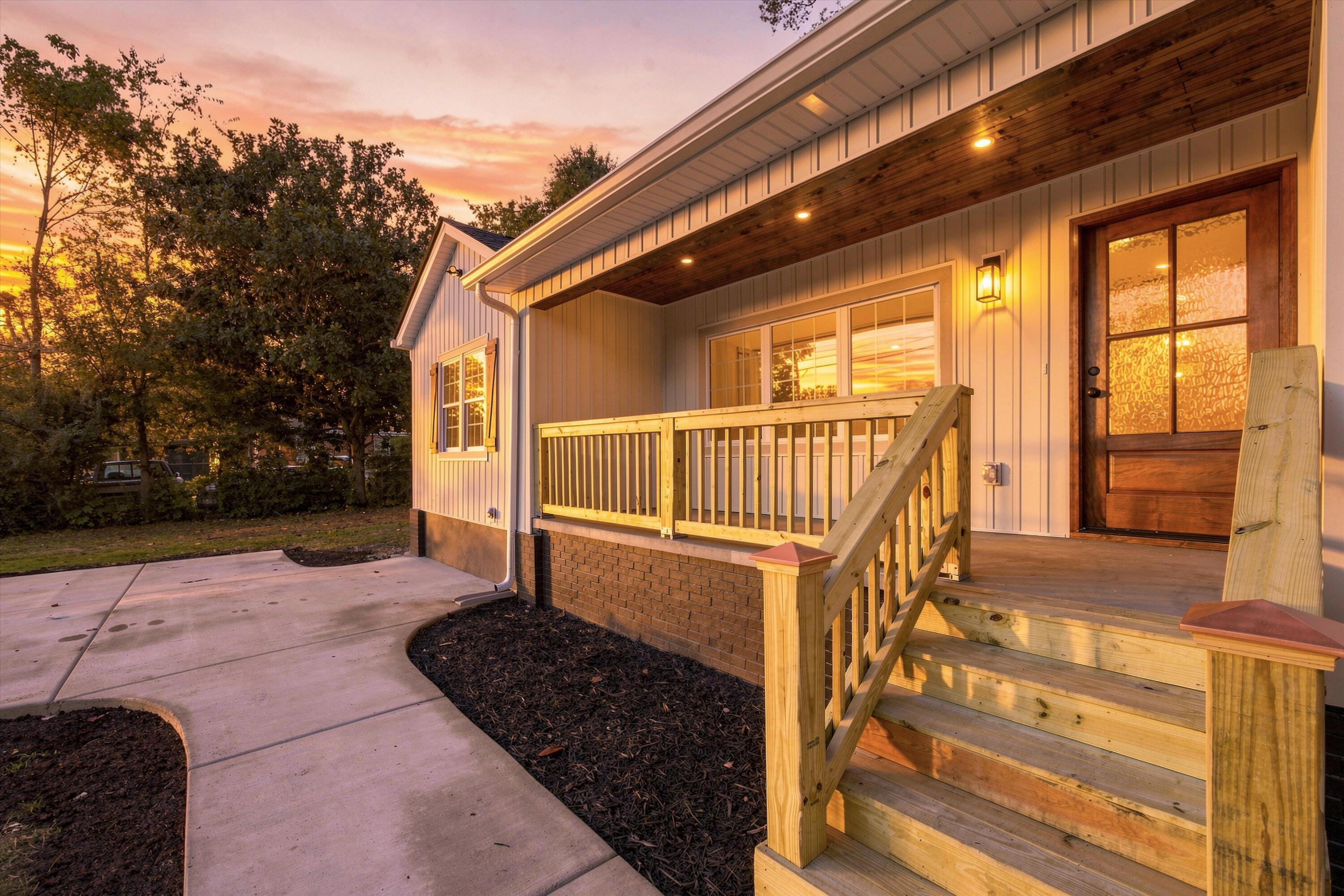 1245 Eagle Park Road NE — photo