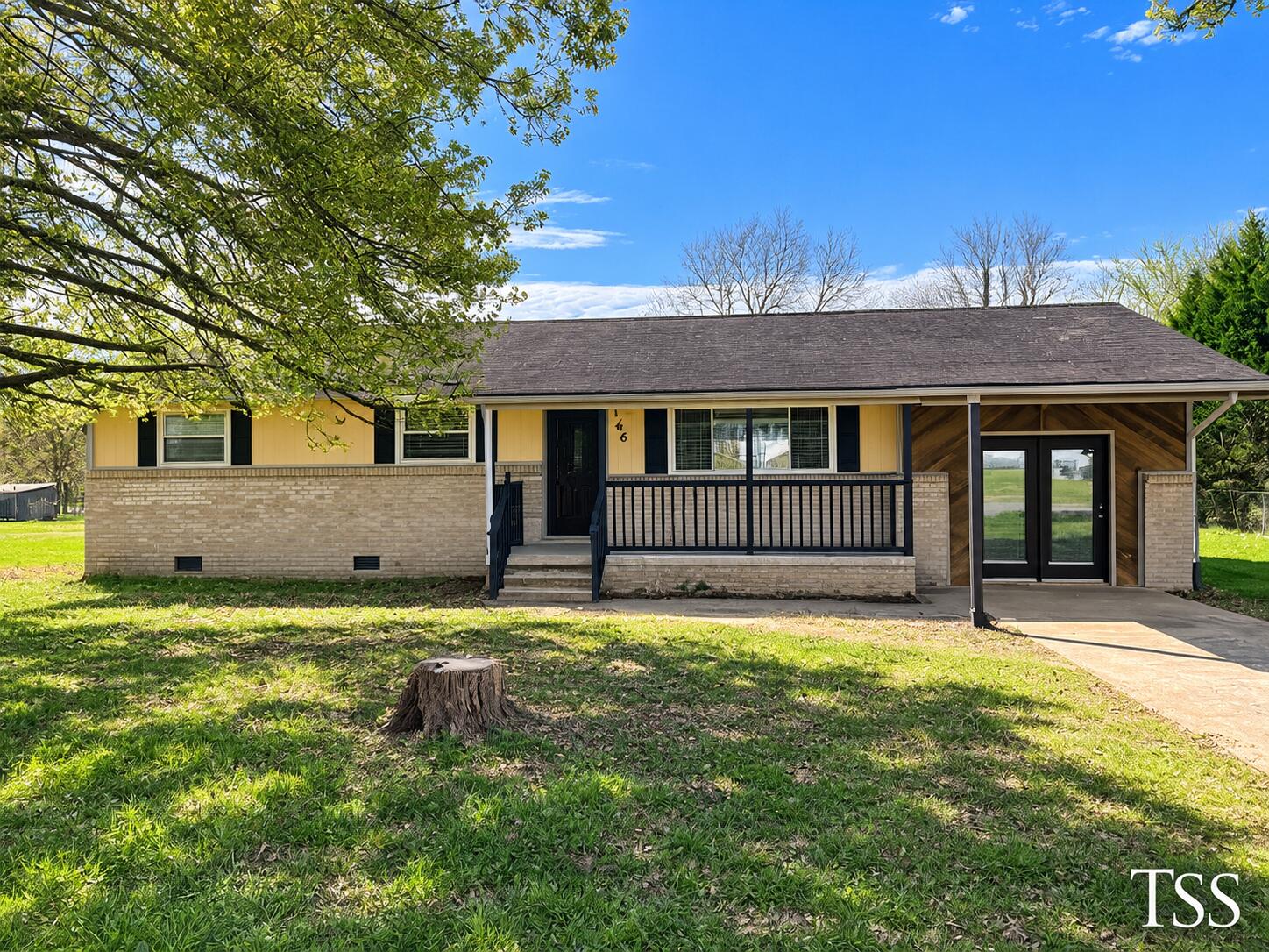 168 Reynolds Drive — photo