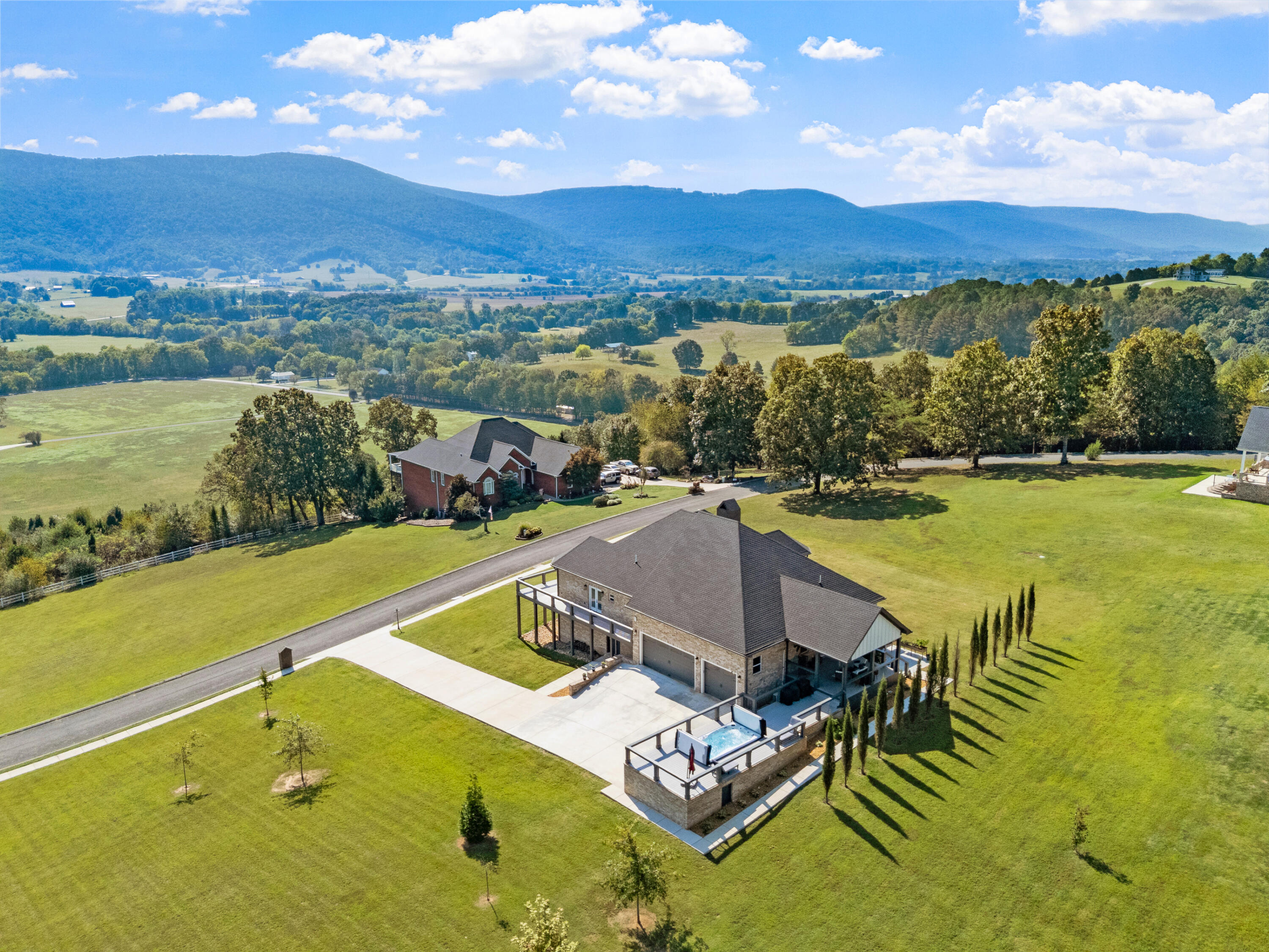 178 Skyhigh Drive — photo