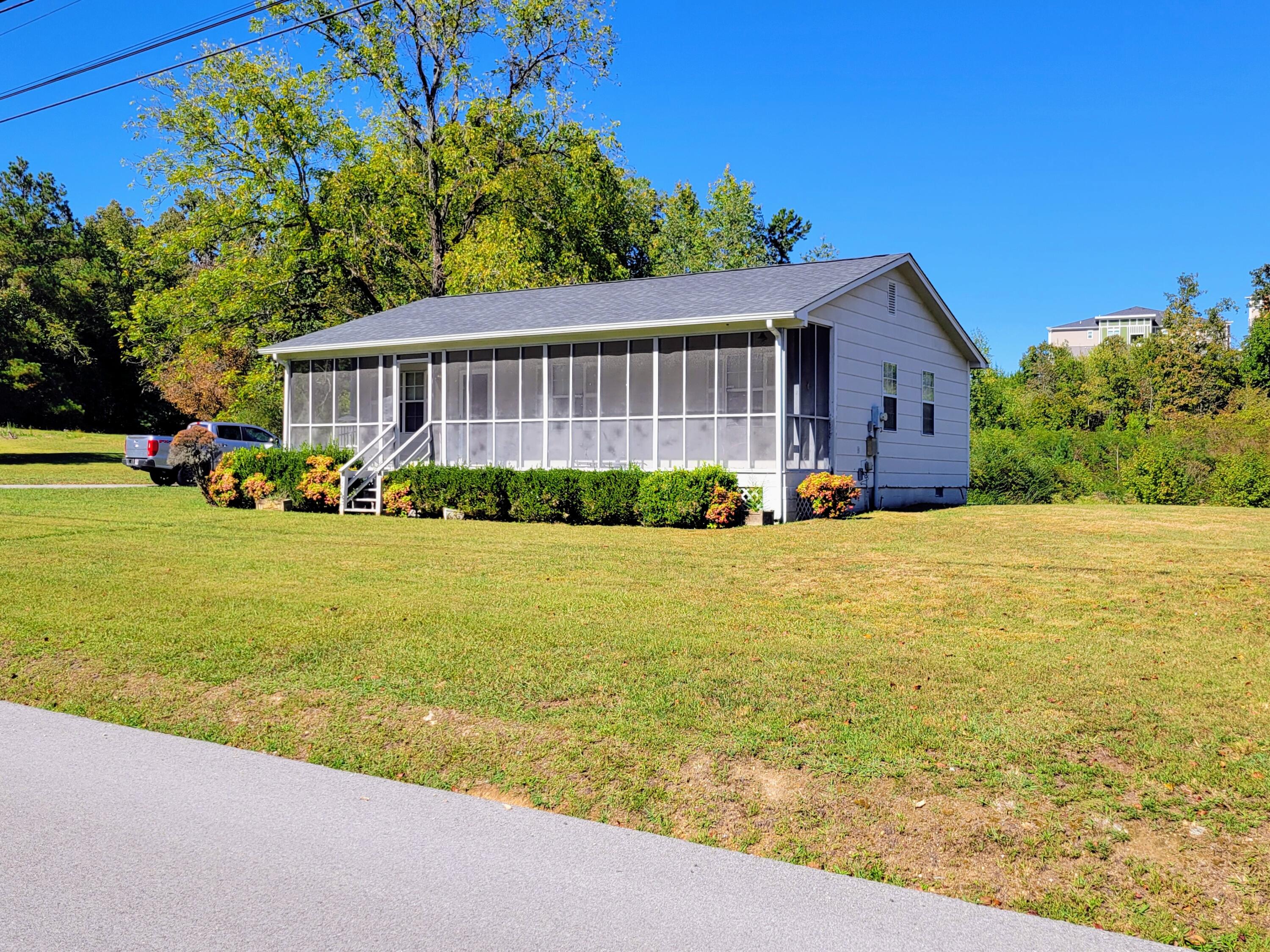 8411 Sanders Road — photo