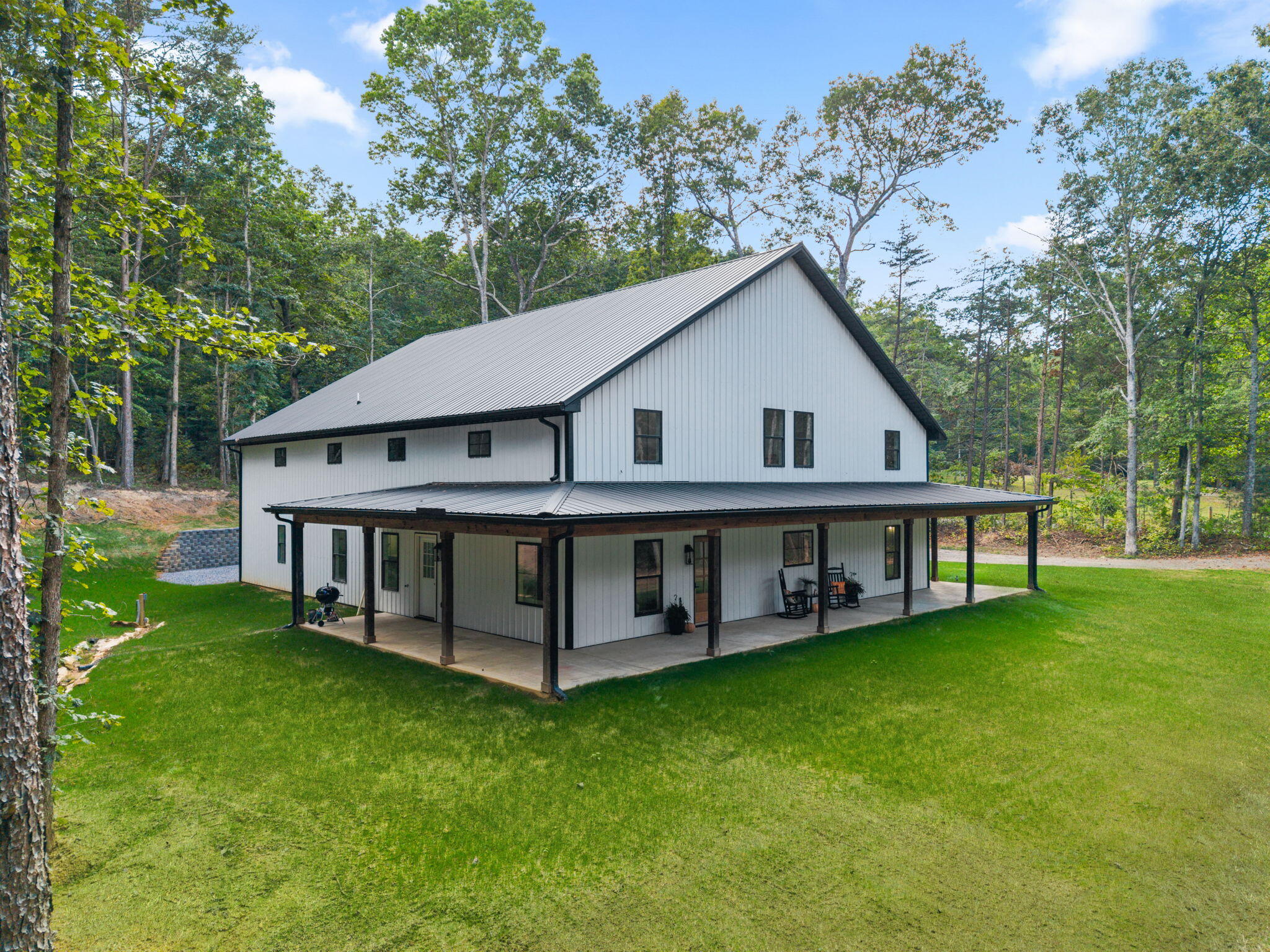 653 Briar Road — photo