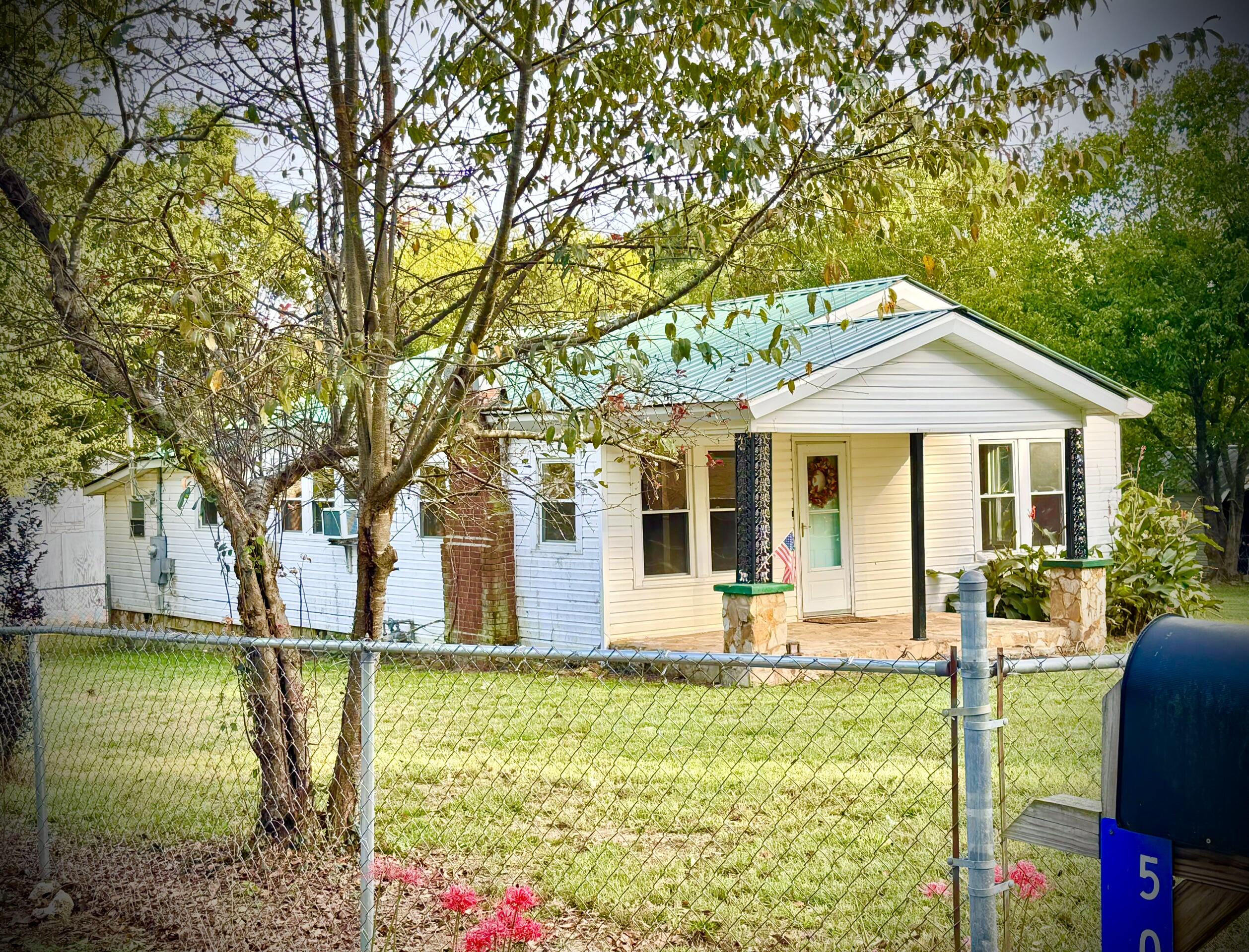 521 Greeson Street — photo