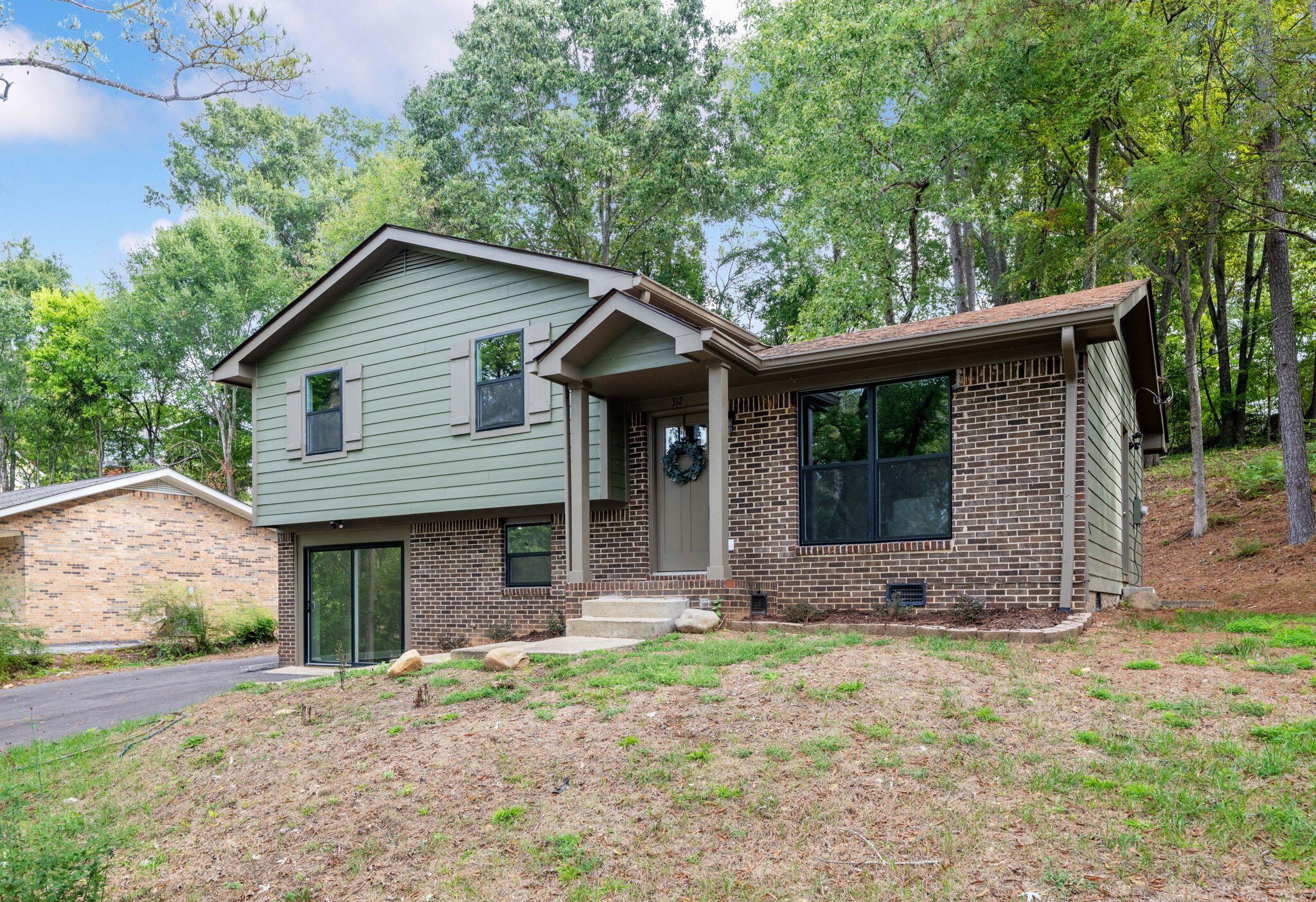 312 Michelle Drive — photo