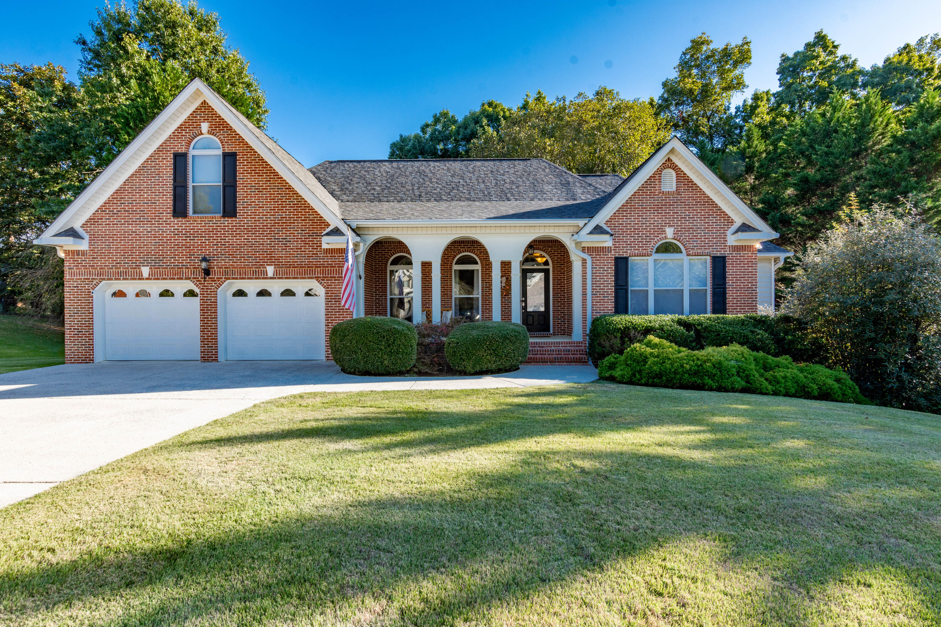 826 Brooke Stone Drive — photo