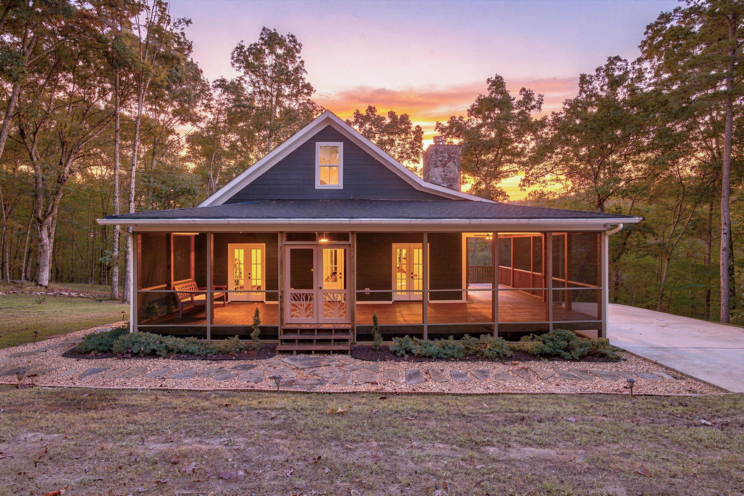 195 Deep Woods Drive — photo