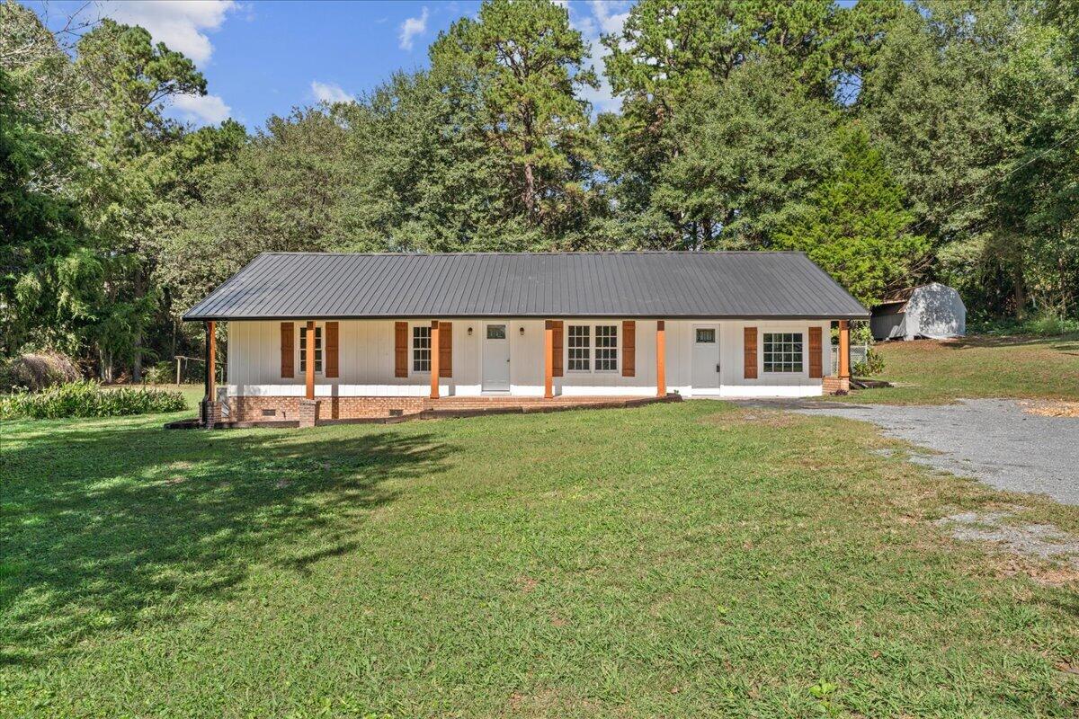 3552 Dews Pond Road SE — photo