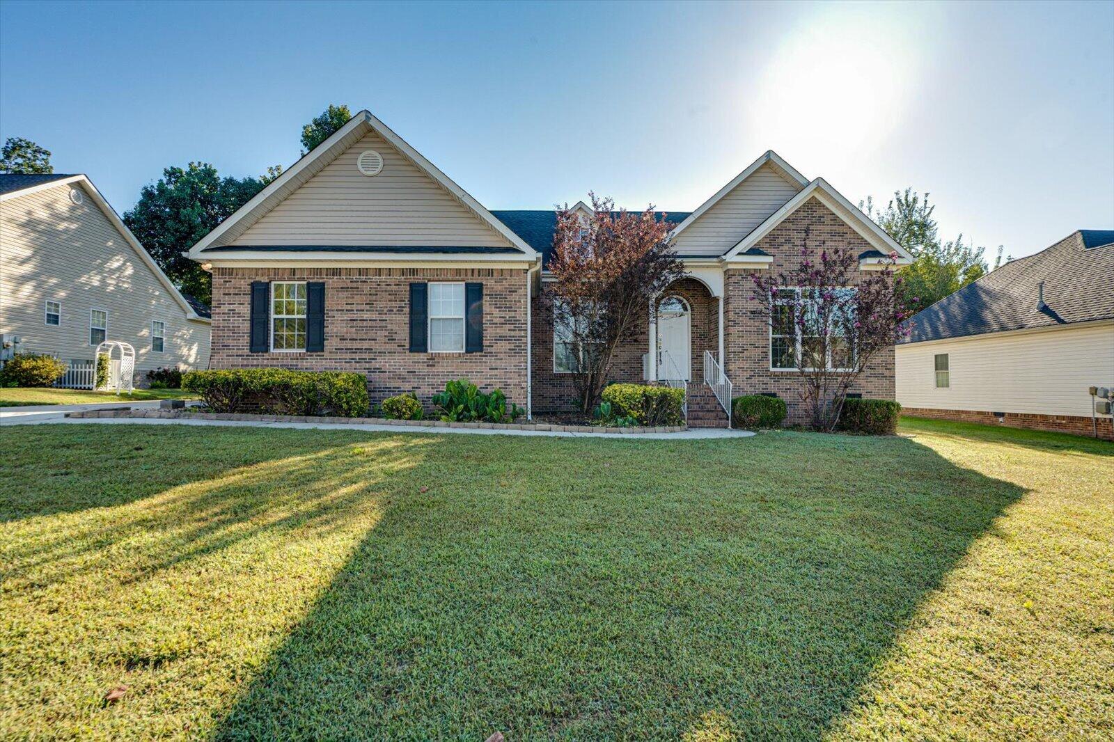2122 Sargent Daly Drive — photo