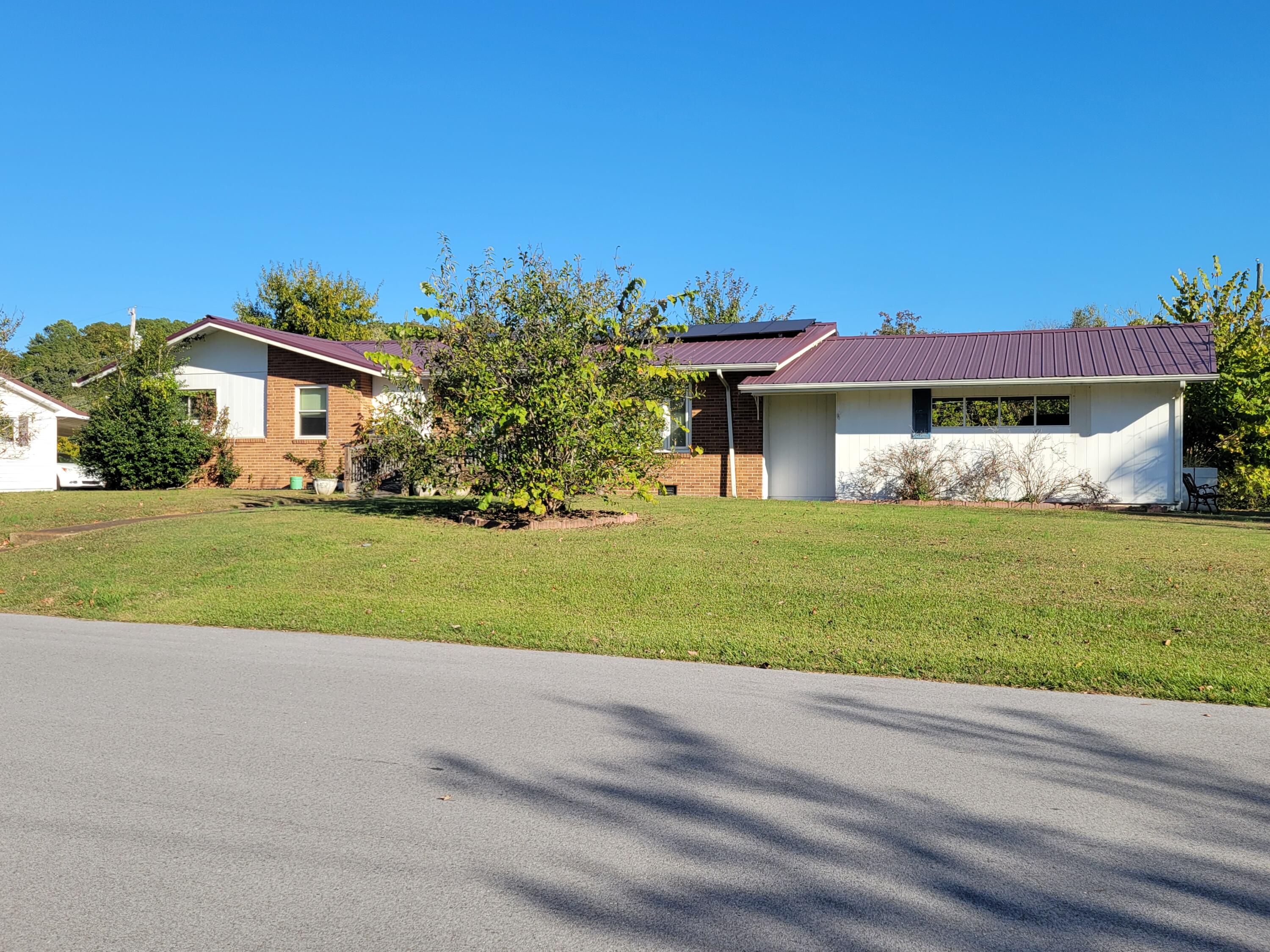 1302 Durham Drive — photo