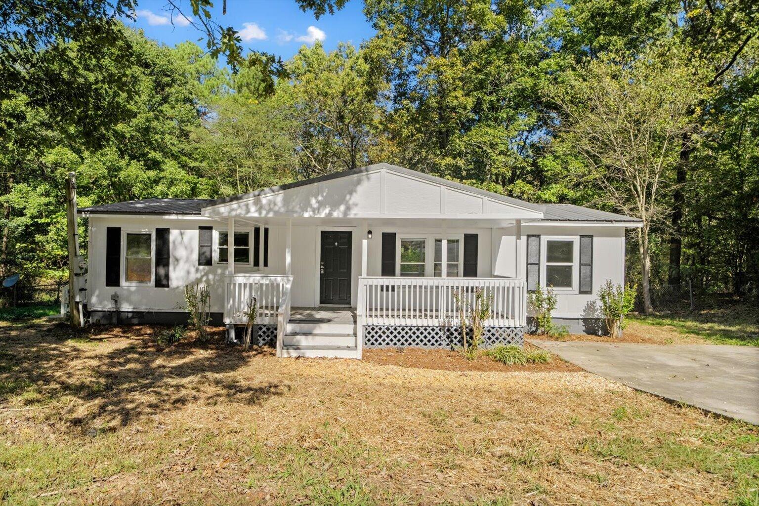 120 Forest Hill Drive — photo