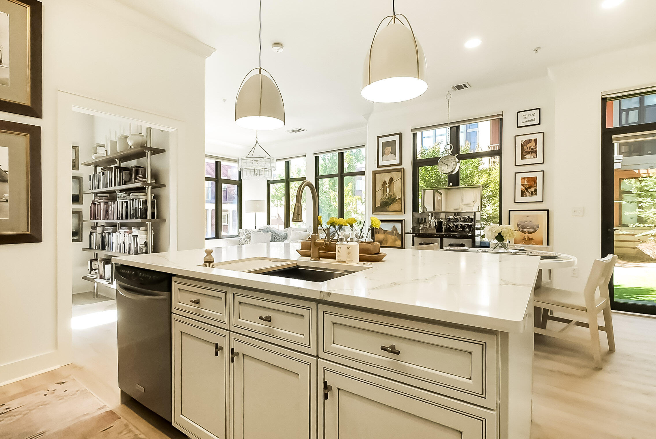 129 Walnut Street, Unit 111 — photo