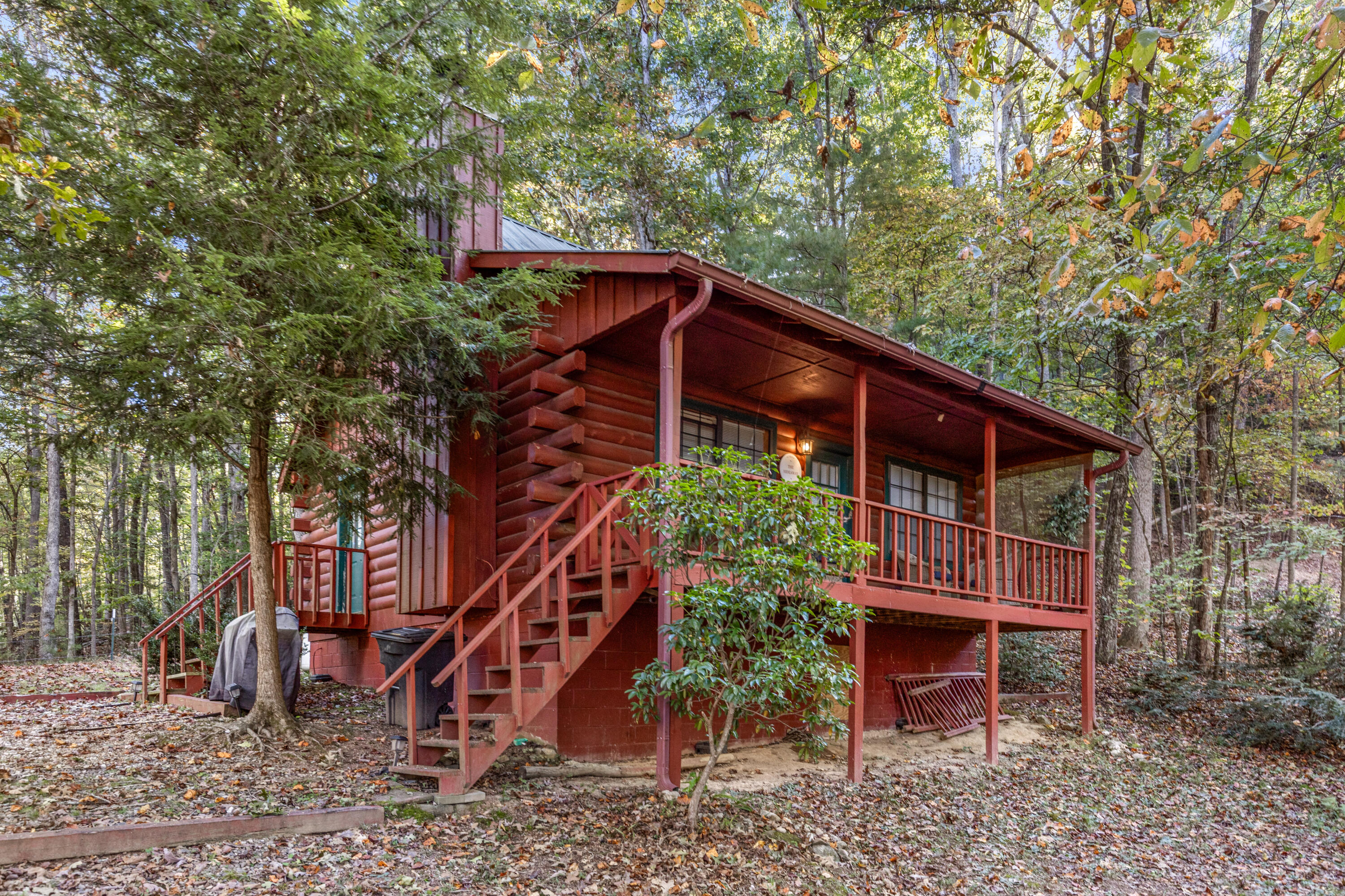 80 Treetop Lane — photo