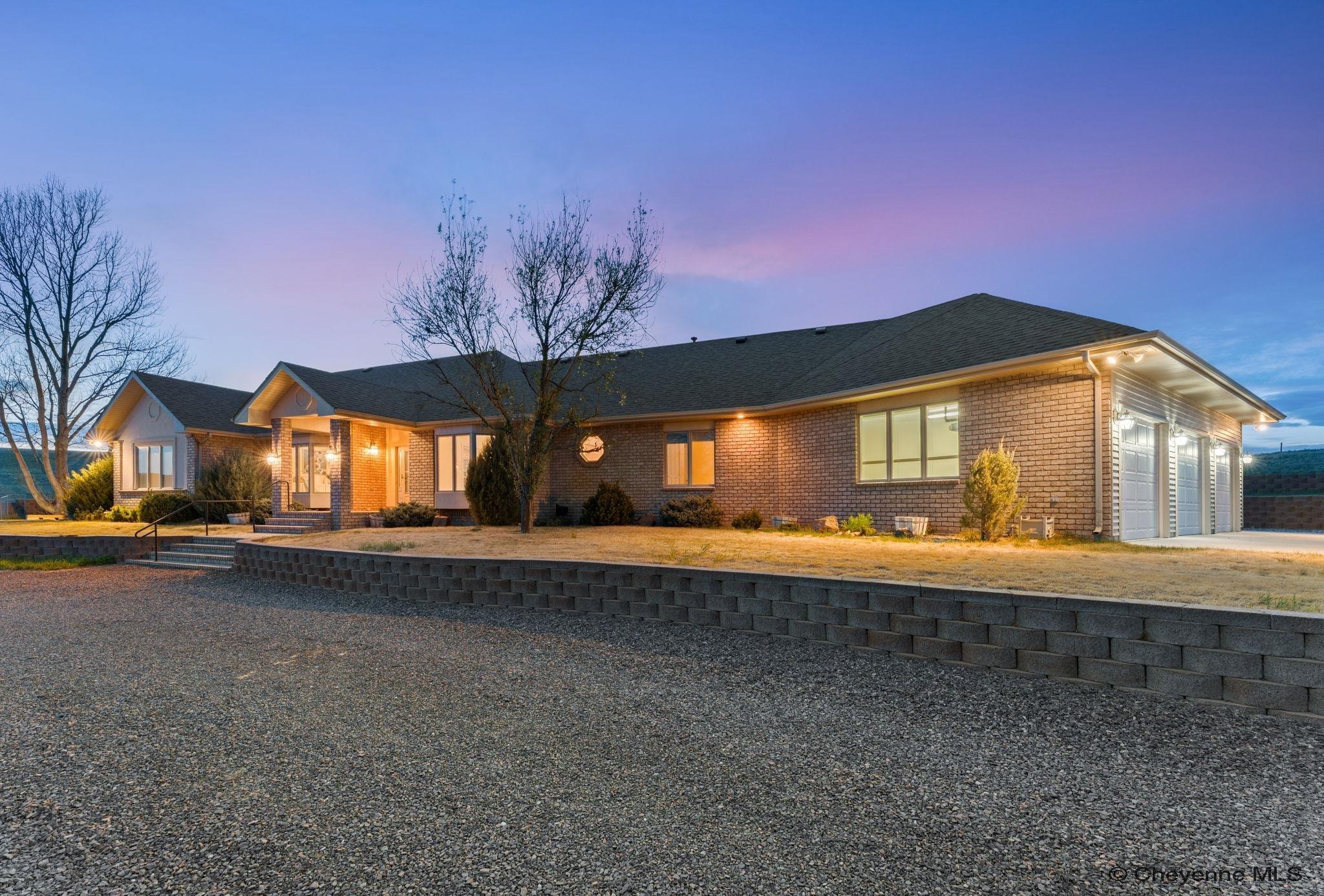 8520 Pharmond Trl — photo
