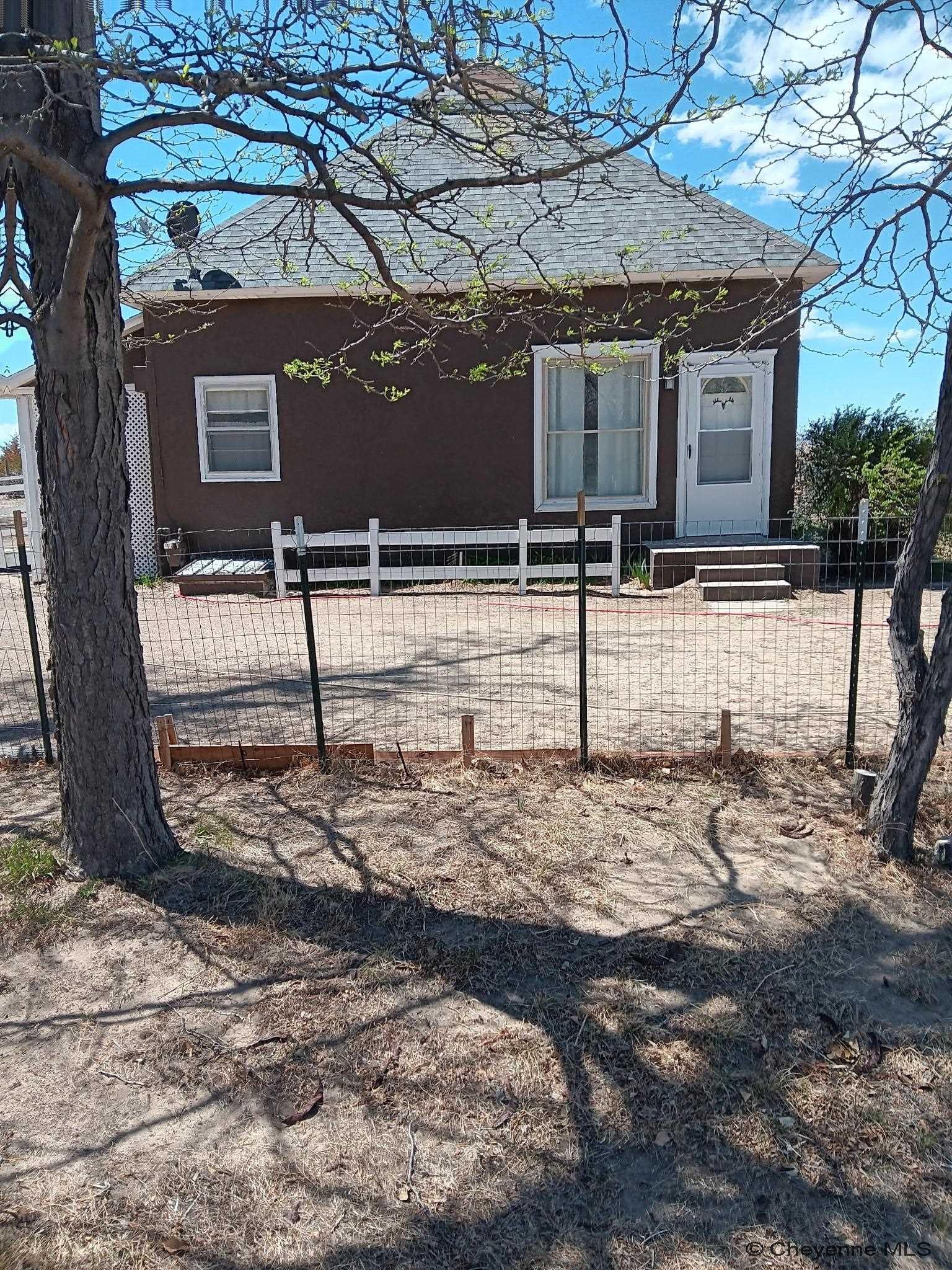 206 Preuit Rd — photo