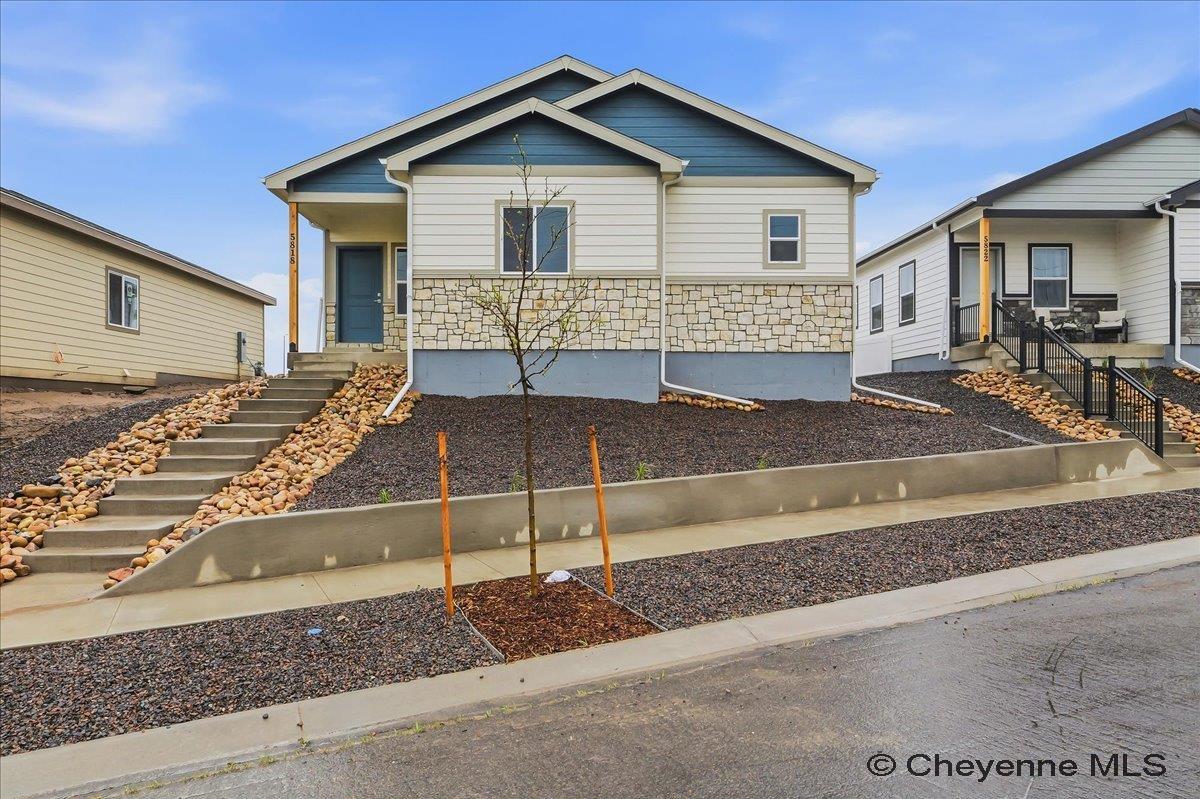 5815 Liz Ranch Rd, Cheyenne, WY 82007 — photo 2