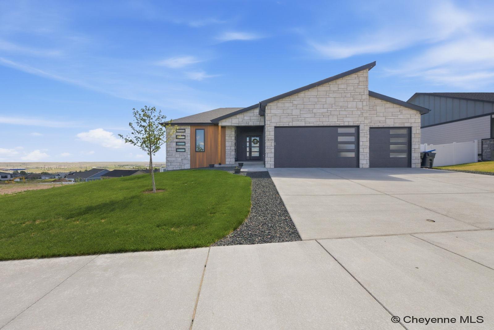 4100 Sage Rd — photo
