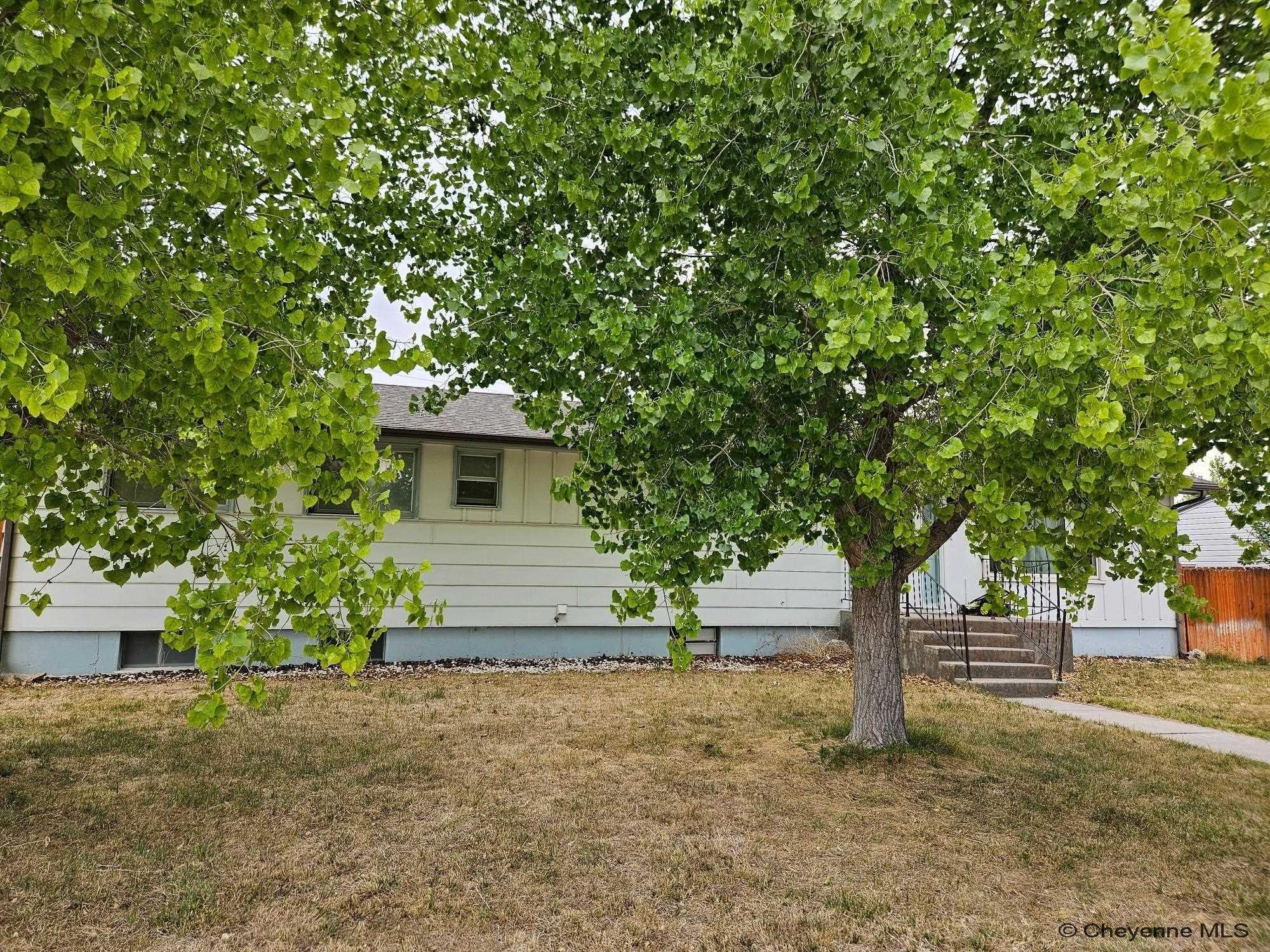 650 Simkins Ave — photo