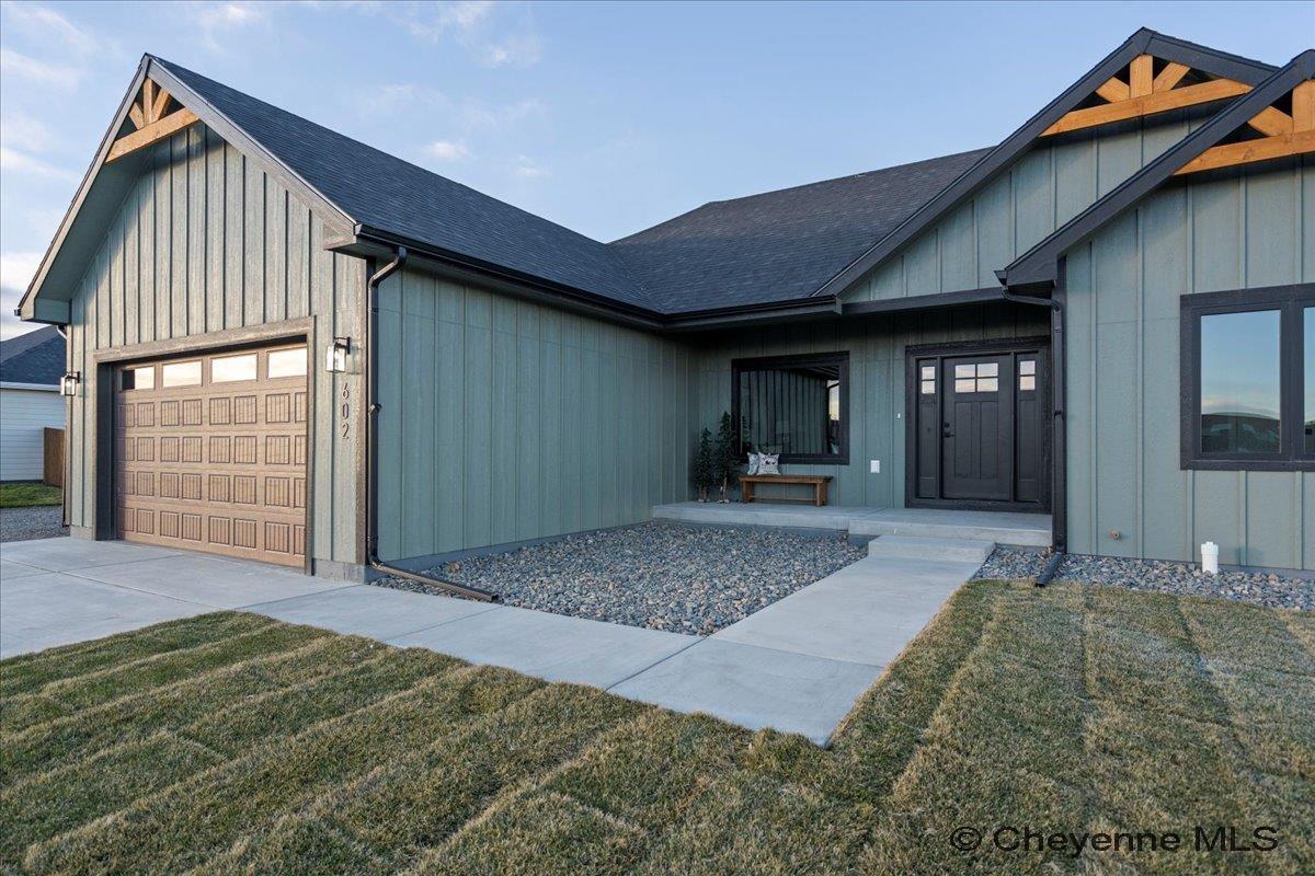606 Horseshoe Rd — photo