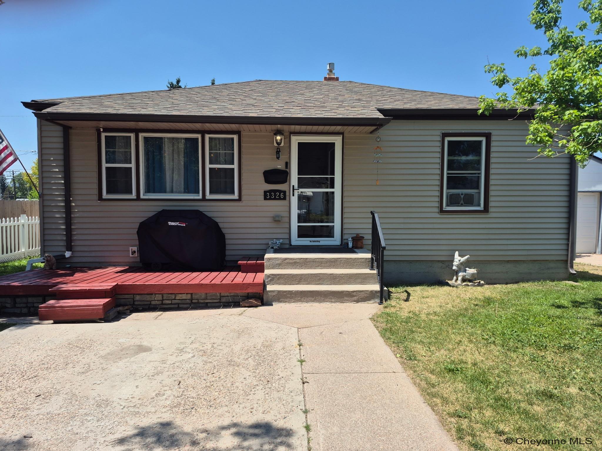 3326 Alexander Ave — photo
