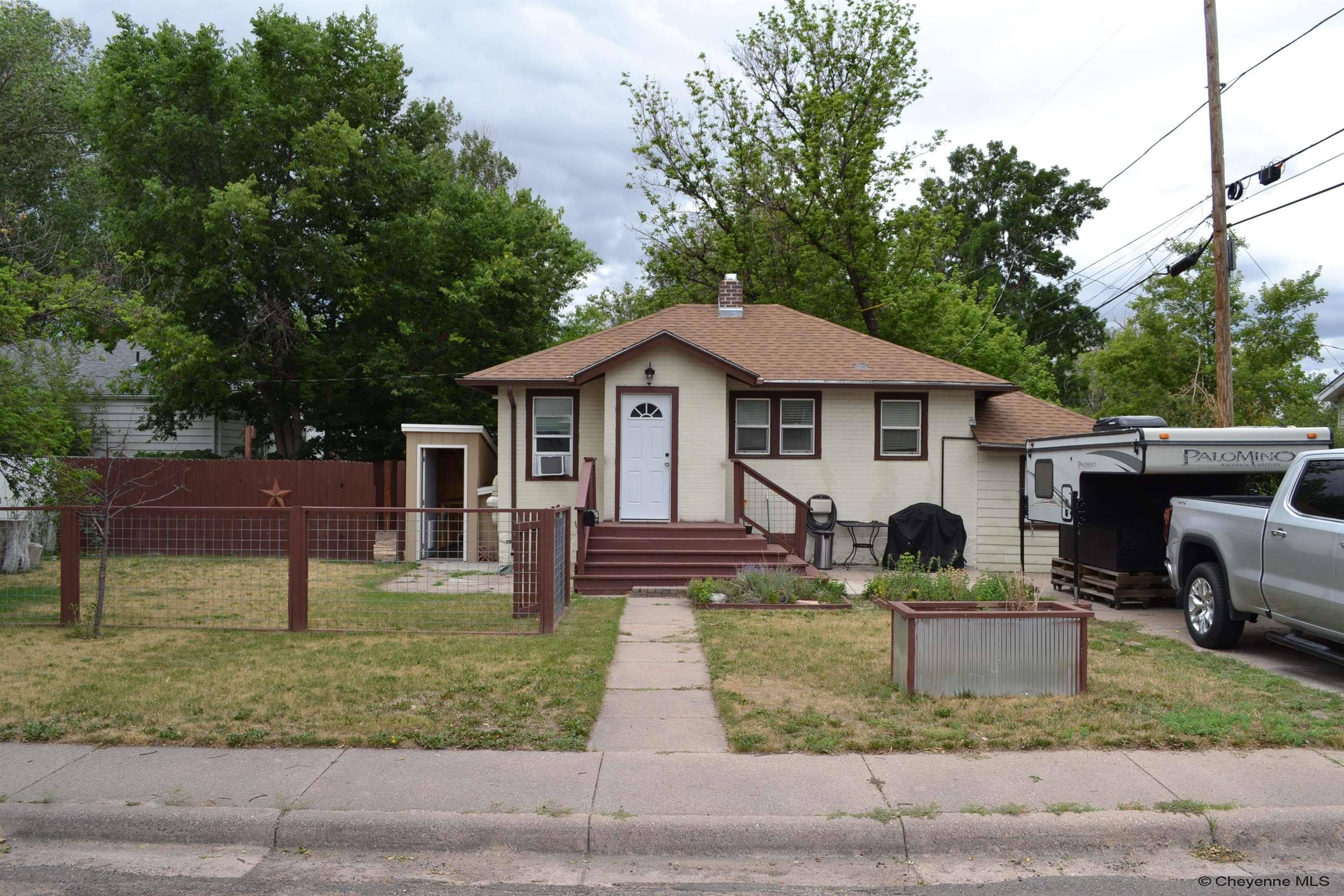2310 Duff Ave — photo