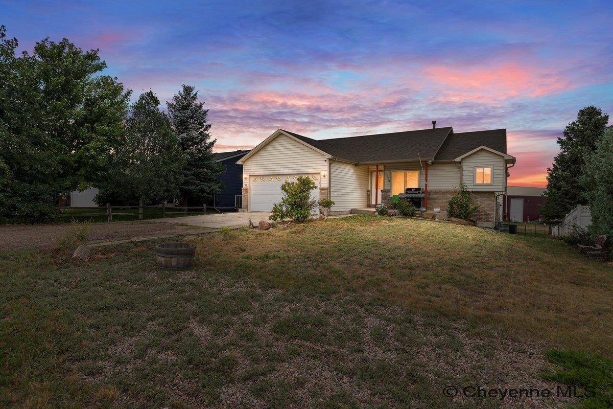 1112 Crescent Dr — photo