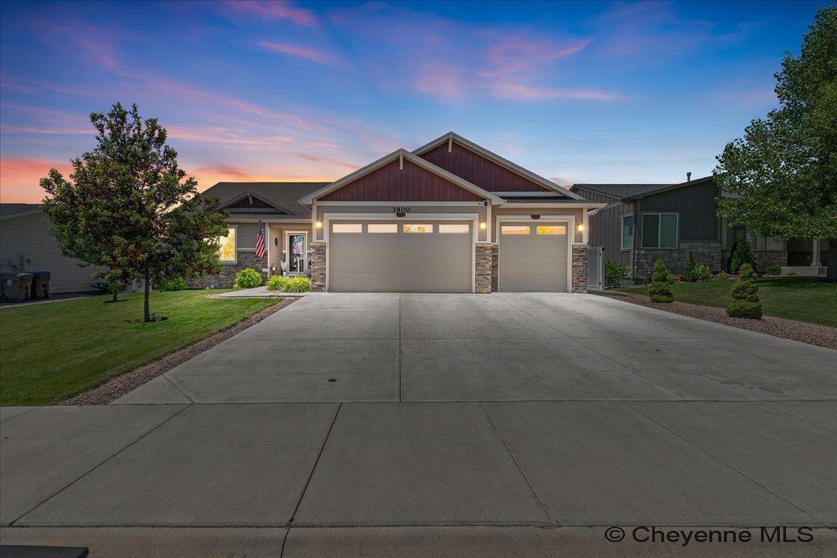 3800 Red Feather Tr — photo