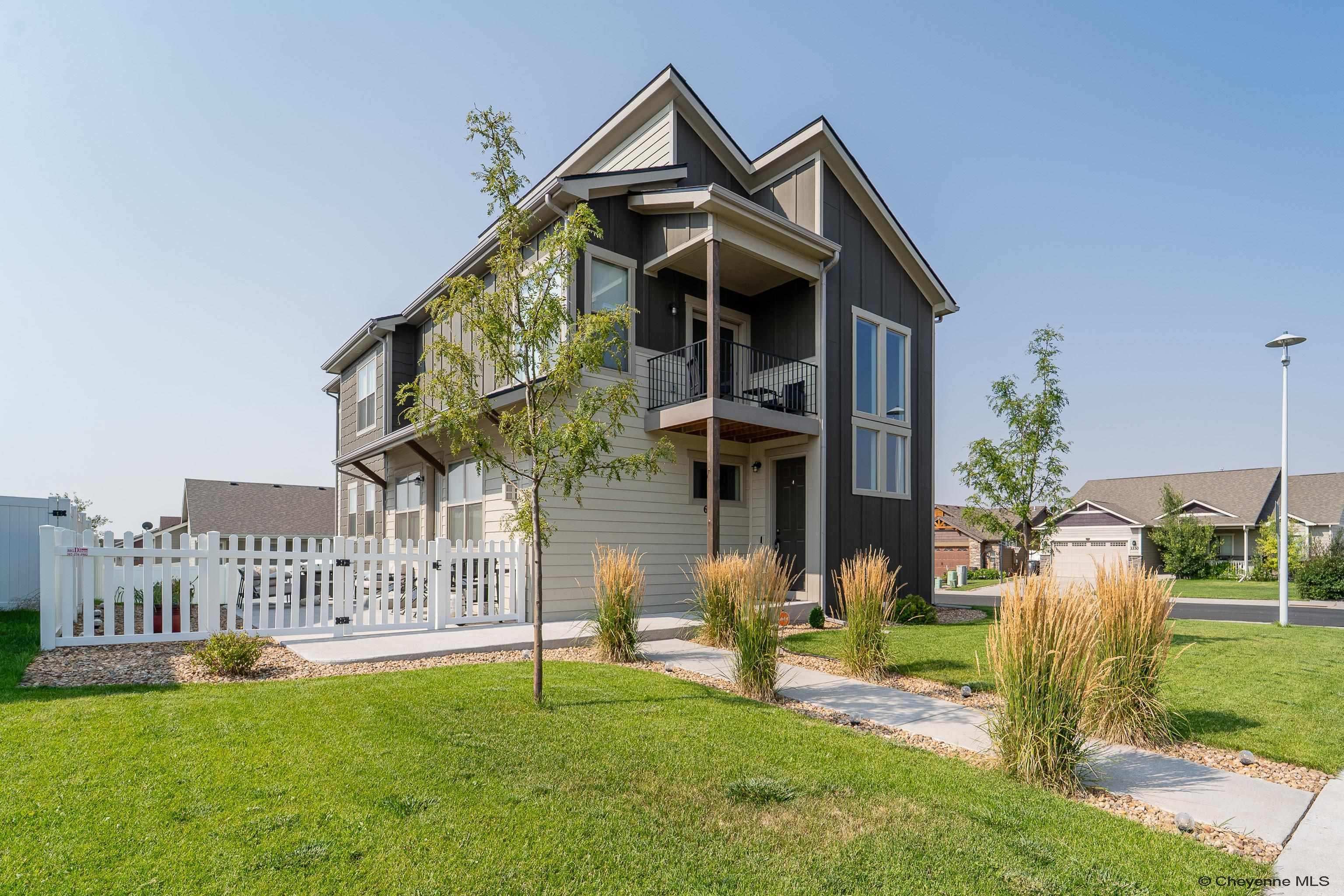 6501 Hitching Post Ln — photo